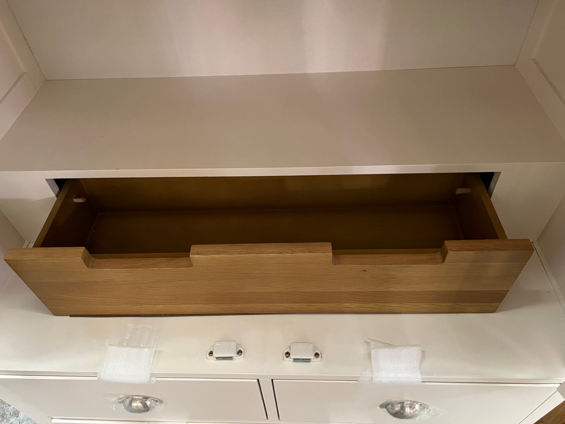 Hampshire ‘Country Life’ Double Larder - Cream Quality Furniture Clearance Ltd