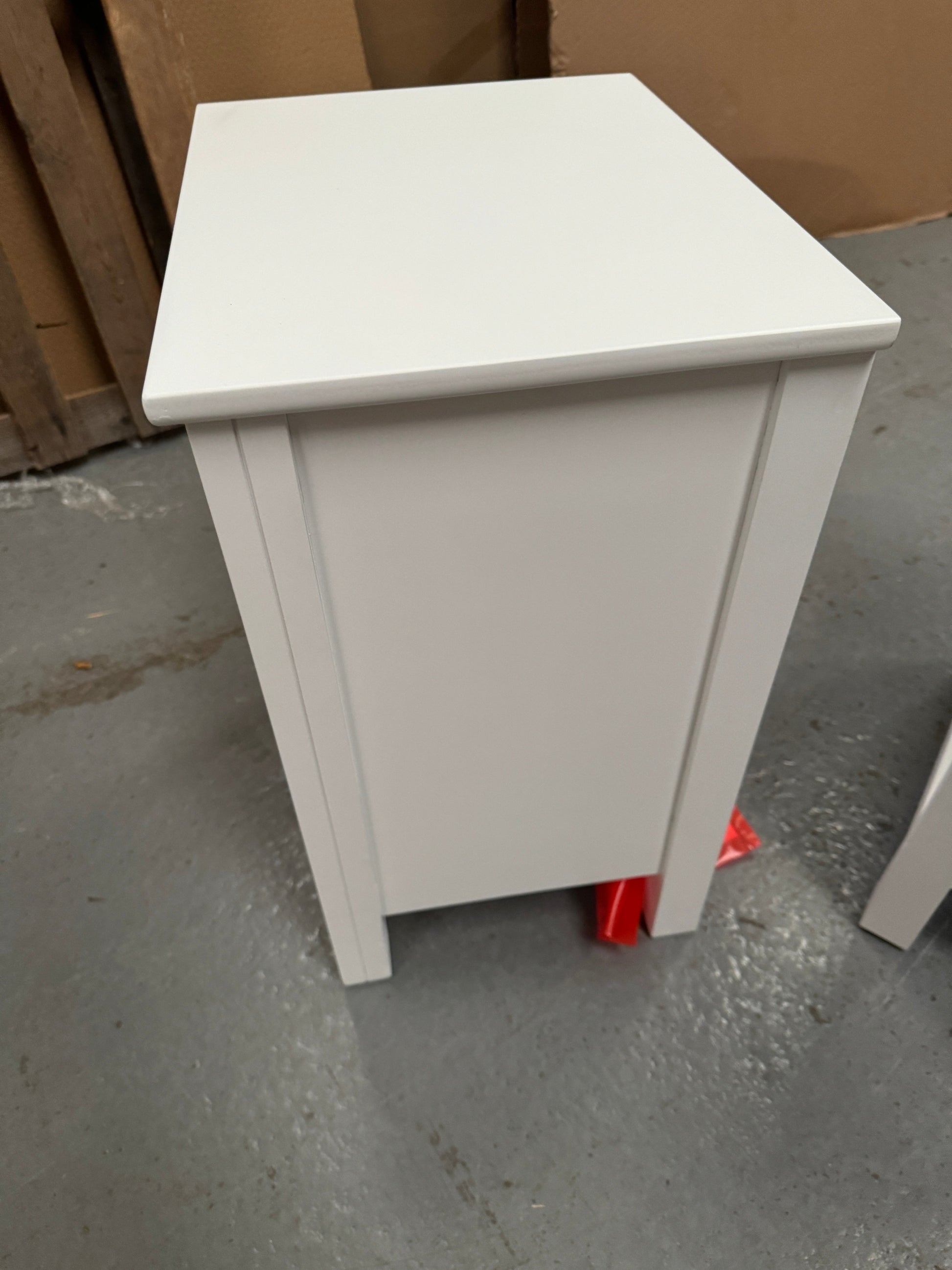 Set of two SIMPLY COTSWOLD PURE WHITE
3 Drawer Bedside Tables Quality Furniture Clearance Ltd