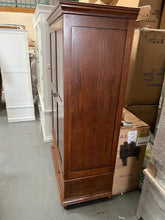 Load image into Gallery viewer, WINCHCOMBE DARK OAK
Double Wardrobe Quality Furniture Clearance Ltd
