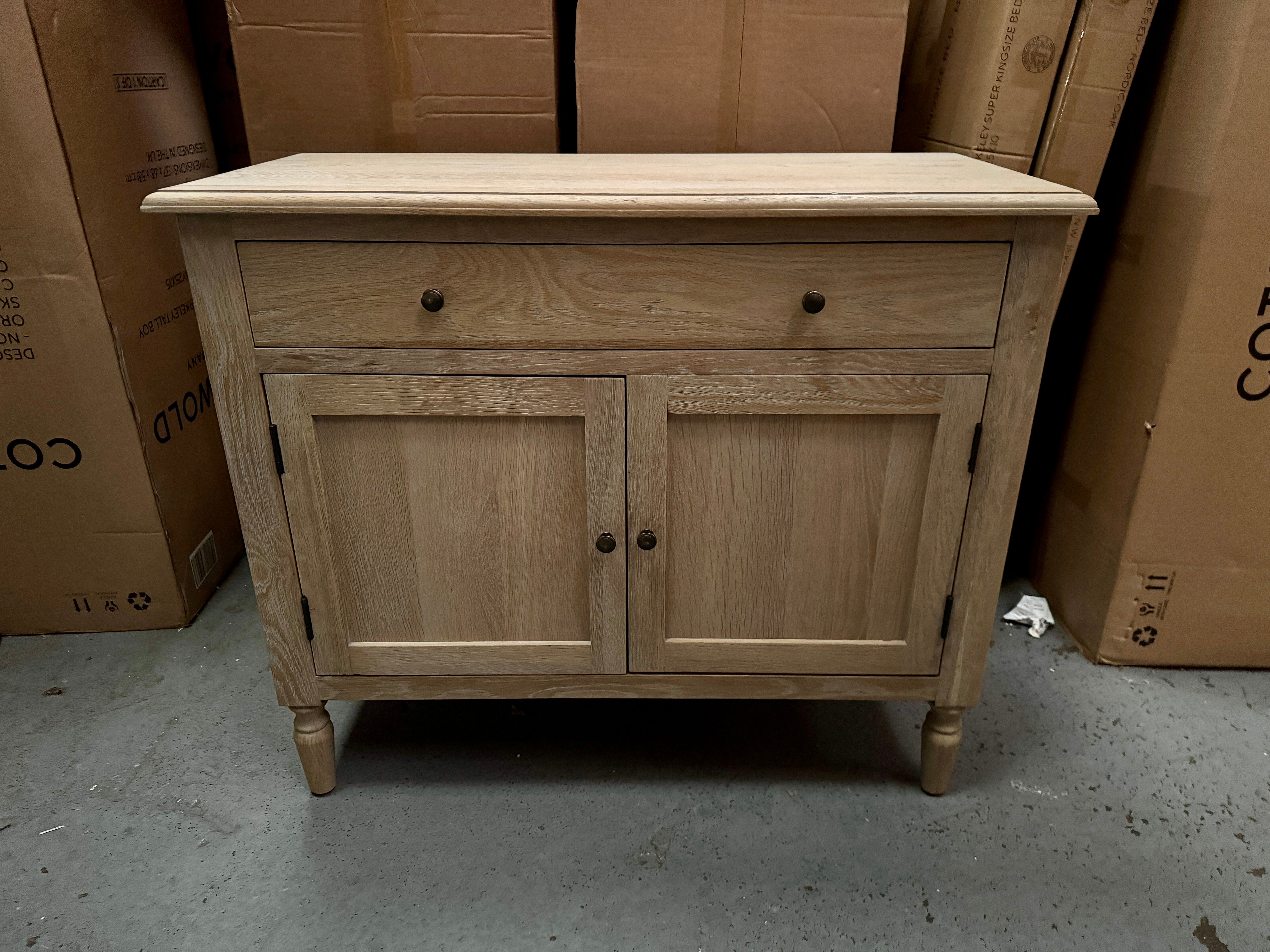 CAMILLE LIMEWASH OAK
Small Sideboard Quality Furniture Clearance Ltd