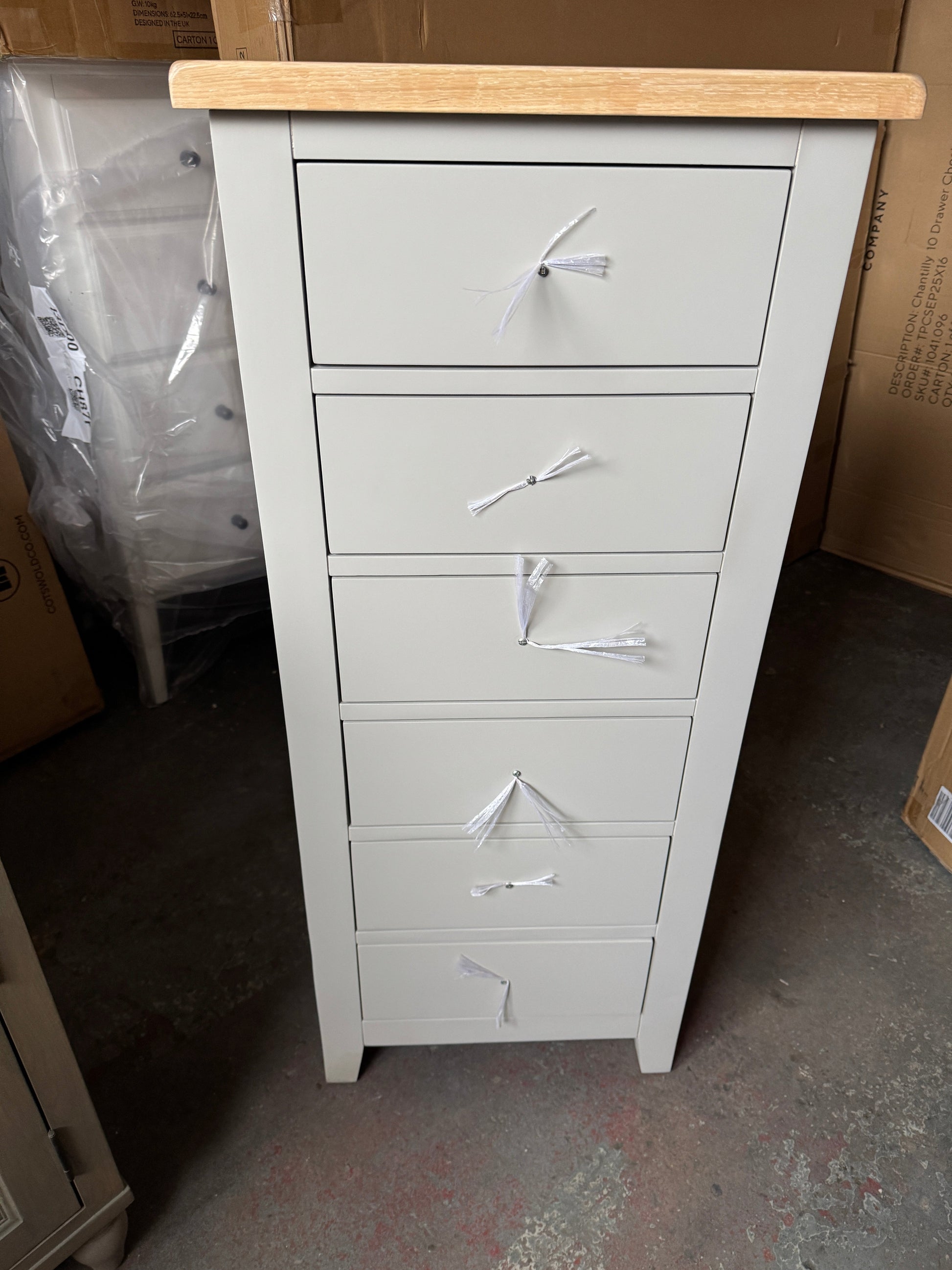 CHESTER DOVE GREY
Tallboy Quality Furniture Clearance Ltd