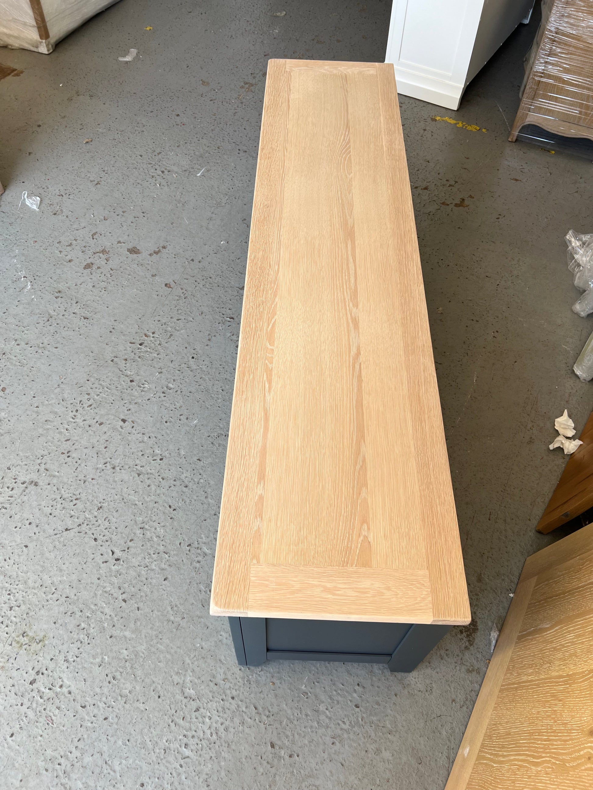 CHESTER CHARCOAL
Extra Large TV Stand up to 75" Quality Furniture Clearance Ltd