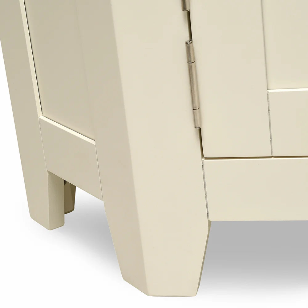 CHESTER CLASSIC CREAM
Corner Tv Stand up to 55" Quality Furniture Clearance Ltd