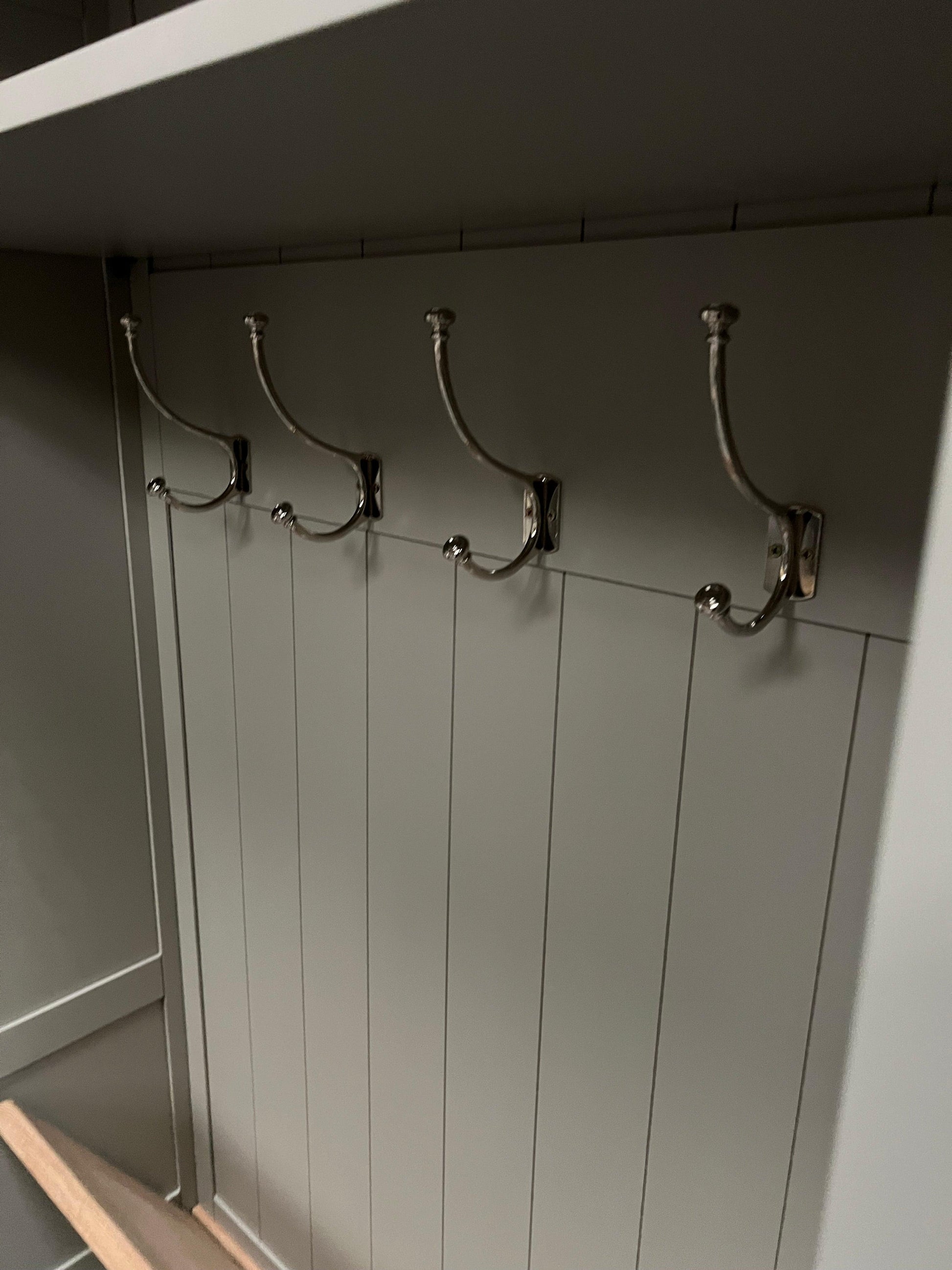 CHESTER DOVE GREY
Bootility Unit Quality Furniture Clearance Ltd