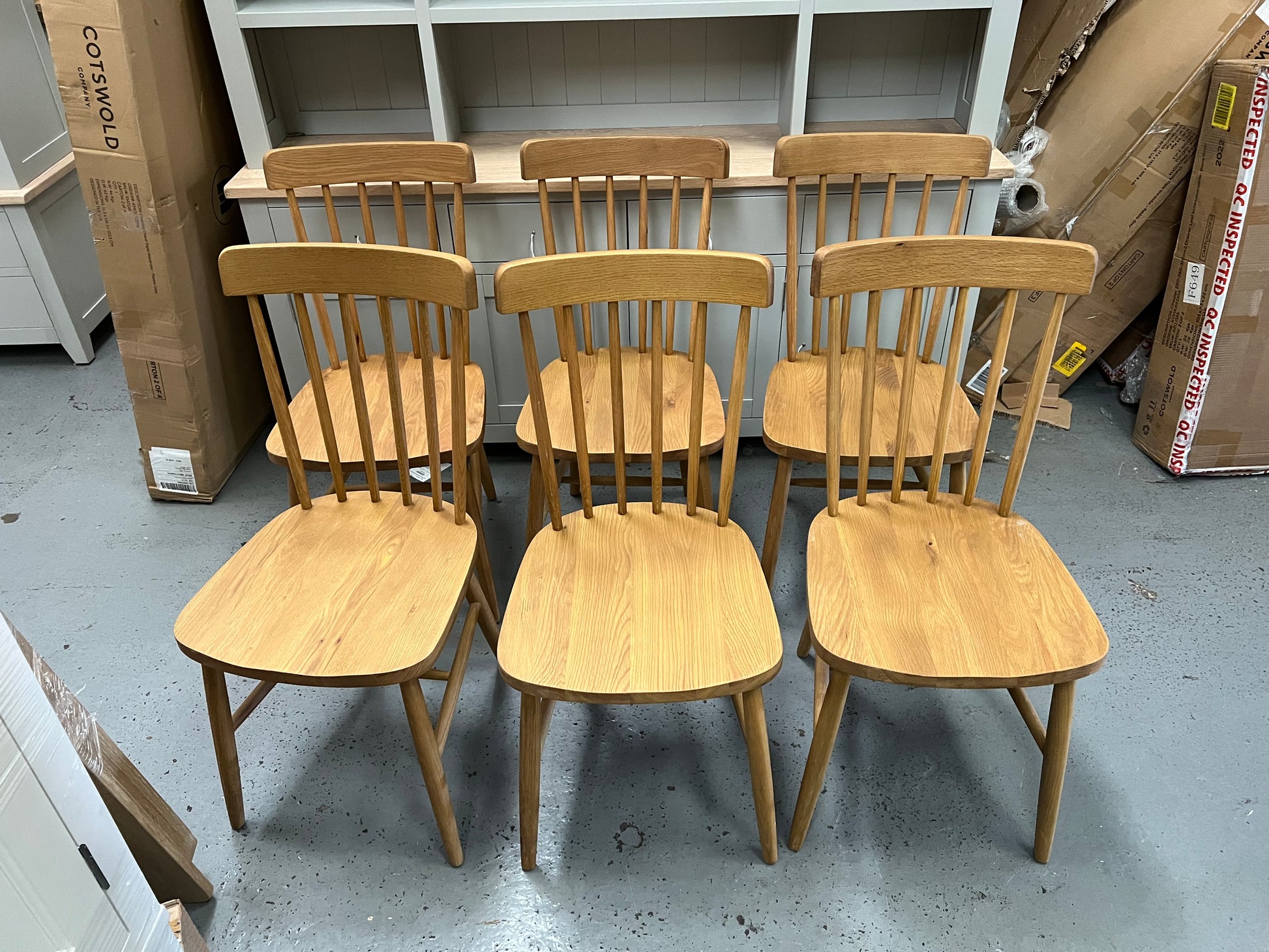 Set of 2 ELKSTONE MELLOW OAK
Spindleback Dining Chairs Quality Furniture Clearance Ltd