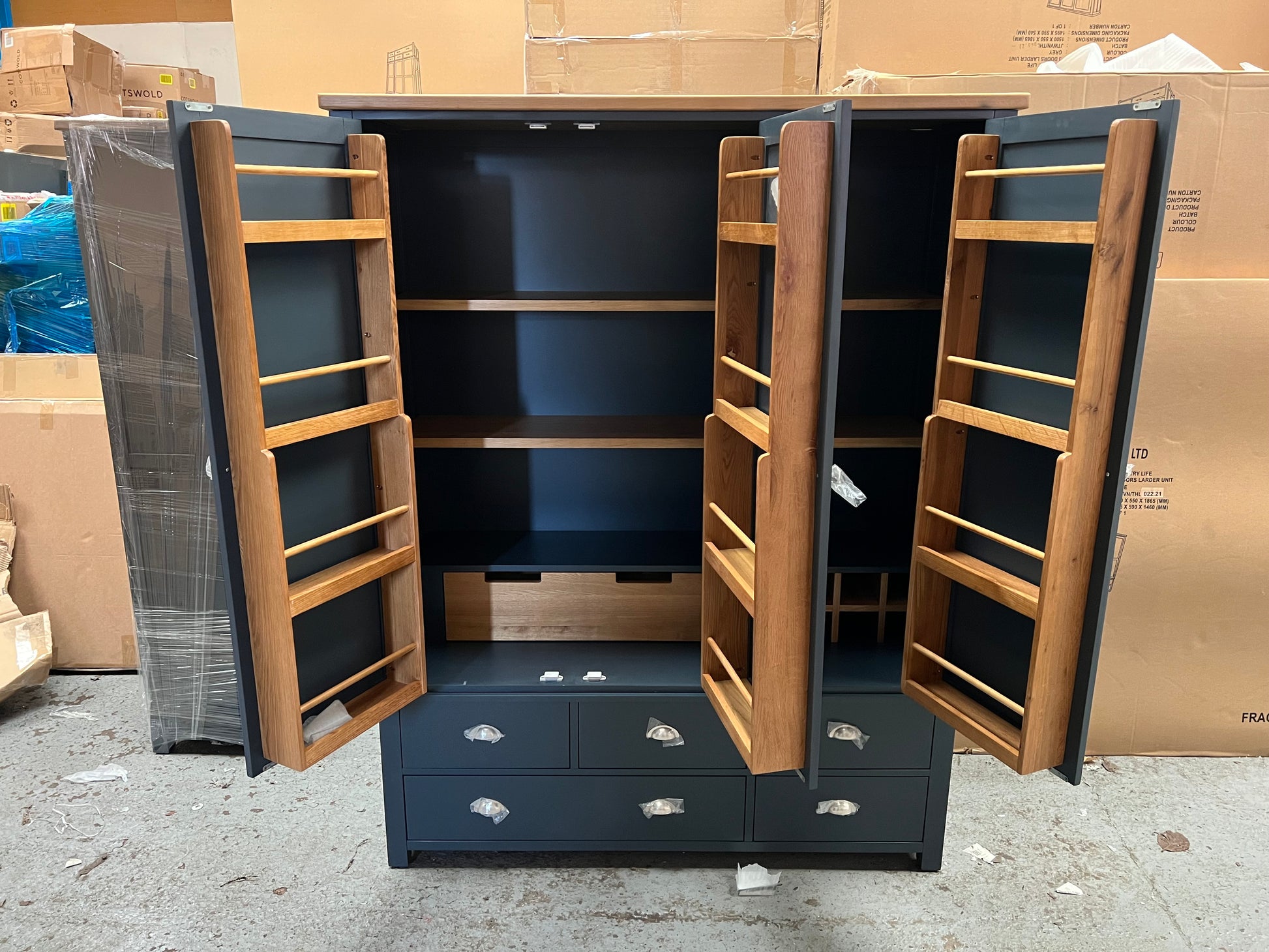 Hampshire ‘Country Life’ Triple Larder - Blue Quality Furniture Clearance Ltd