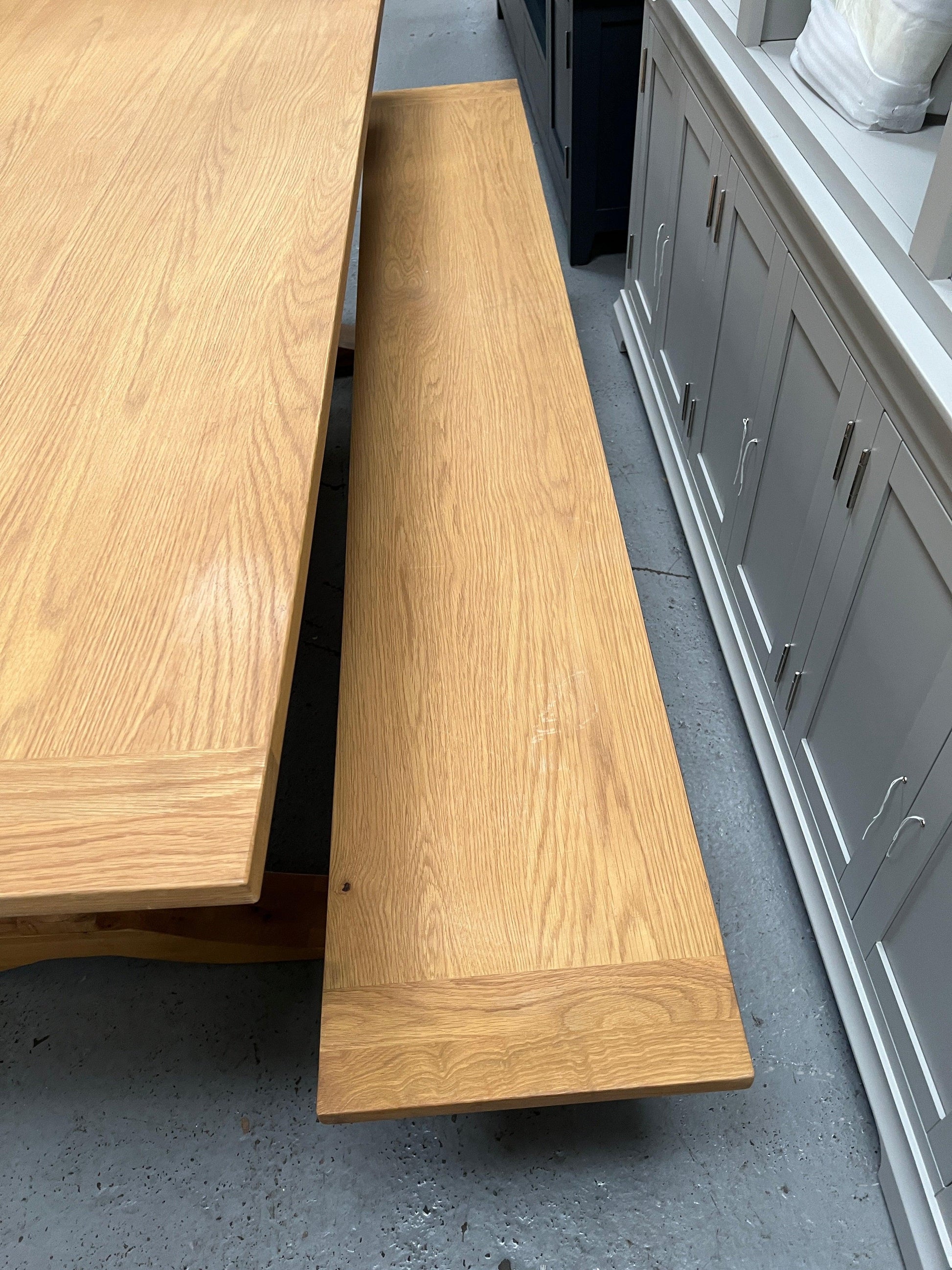 ELKSTONE MELLOW OAK
Elkstone Oak Dining Table and Bench Set Quality Furniture Clearance Ltd