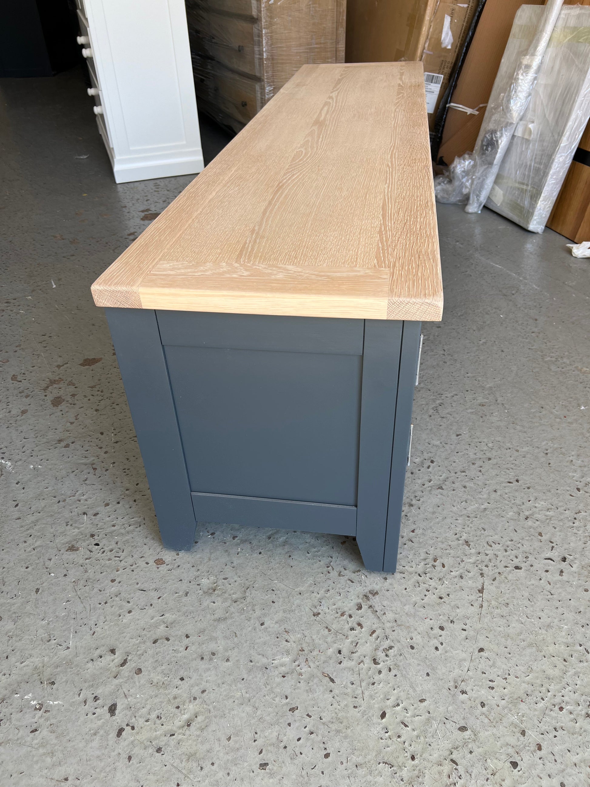 CHESTER CHARCOAL
Extra Large TV Stand up to 75" Quality Furniture Clearance Ltd