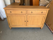 ELKSTONE MELLOW OAK
Large Sideboard Quality Furniture Clearance Ltd