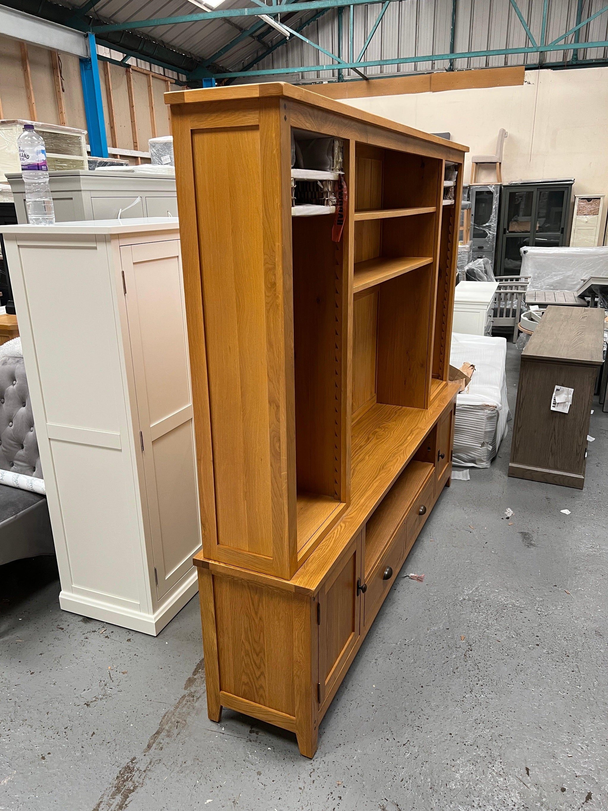 Oak media storage unit discount