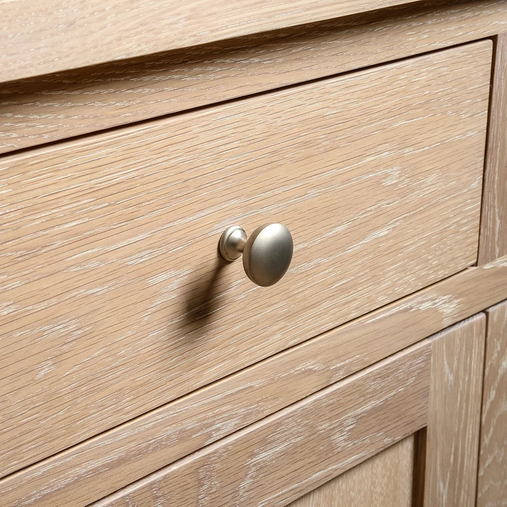 INGLESHAM WHITEWASH OAK
8 Drawer Wide Chest Quality Furniture Clearance Ltd