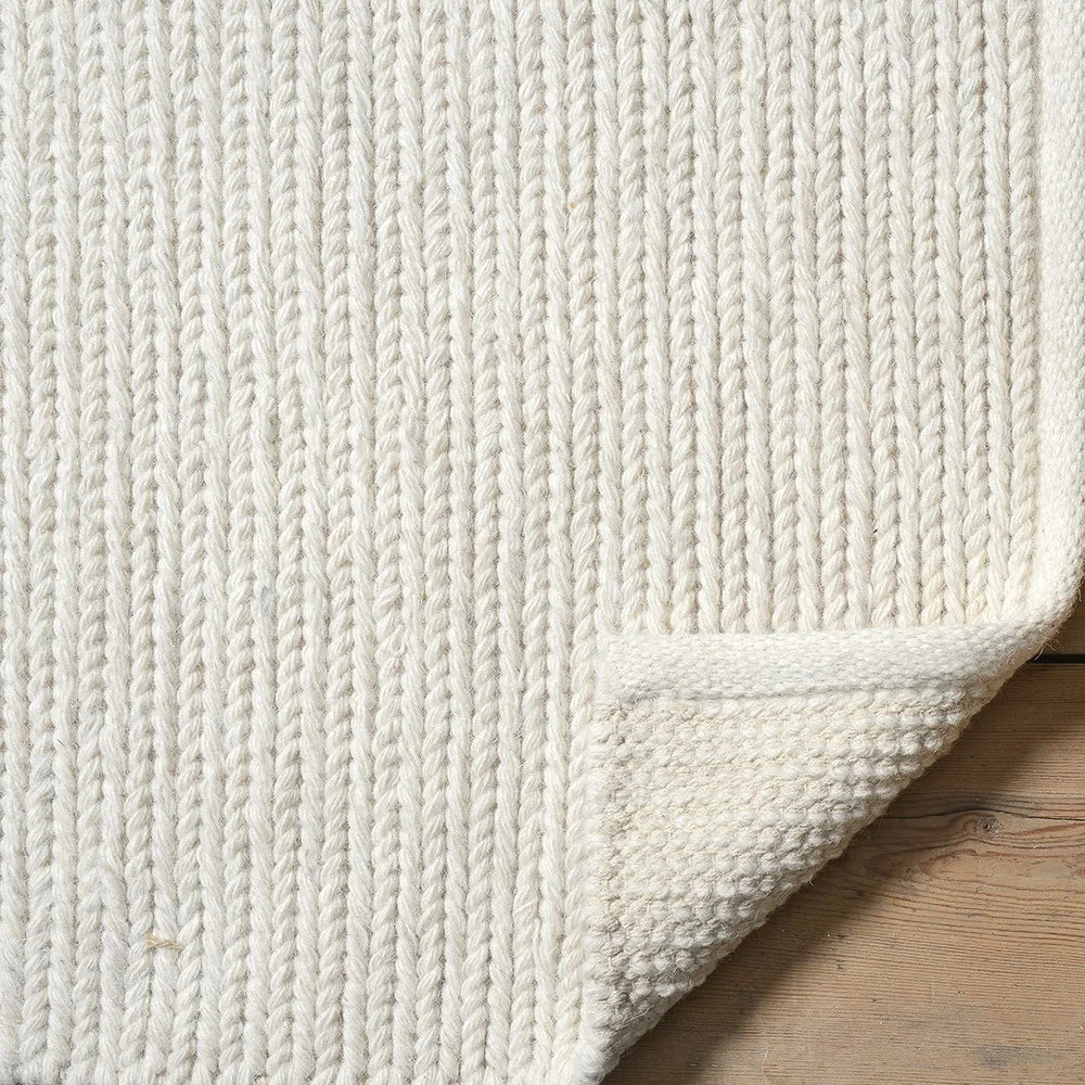 HOME ACCESSORIES
Ford Rug Cream 200x300cm Quality Furniture Clearance Ltd