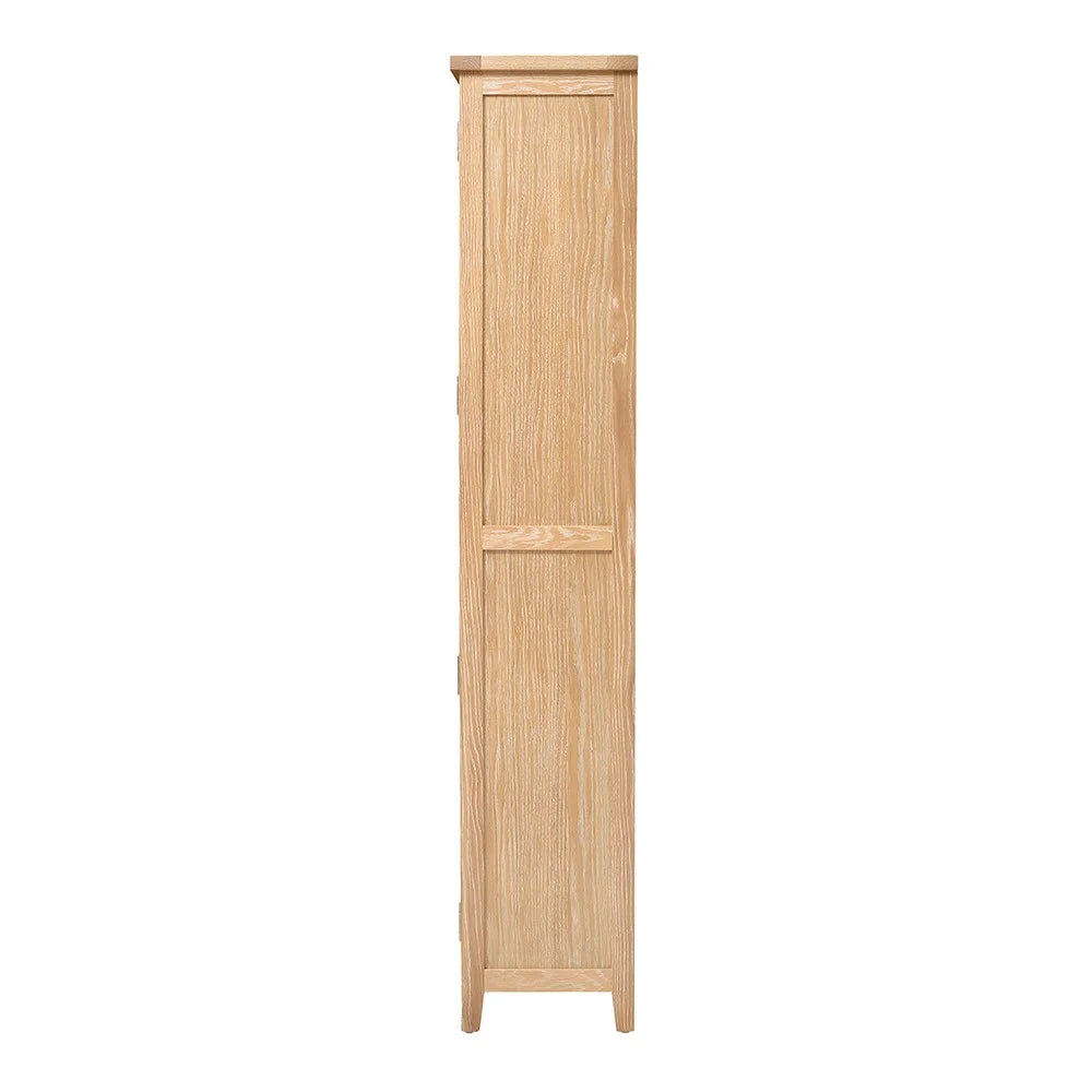 INGLESHAM WHITEWASH OAK
Glass Display Cabinet Quality Furniture Clearance Ltd