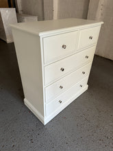 Load image into Gallery viewer, PENSHAM PURE WHITE
5 Drawer Chest
