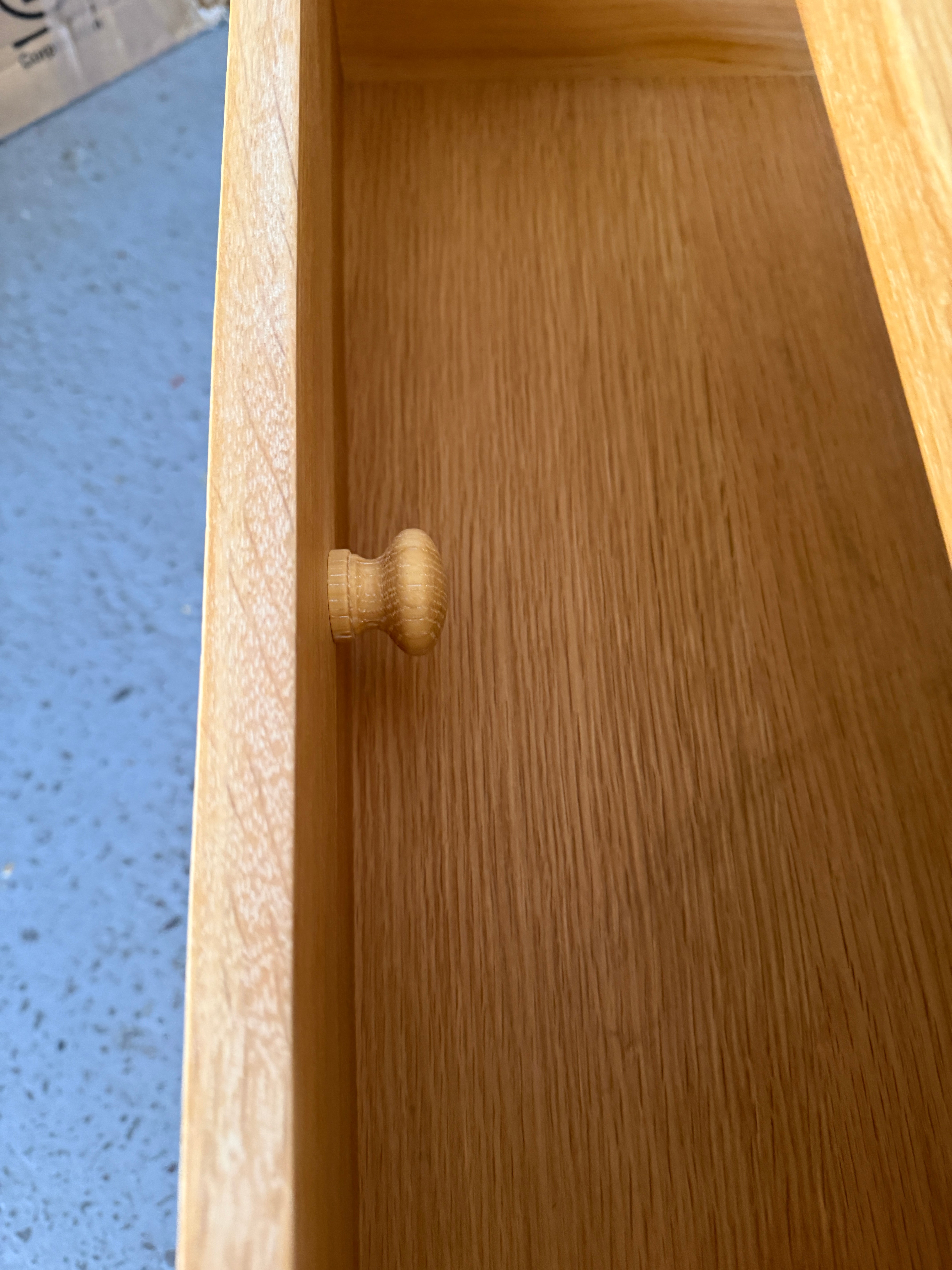 Set Of Two - INGLESHAM WHITEWASH OAK
Jumbo Bedside Table Quality Furniture Clearance Ltd