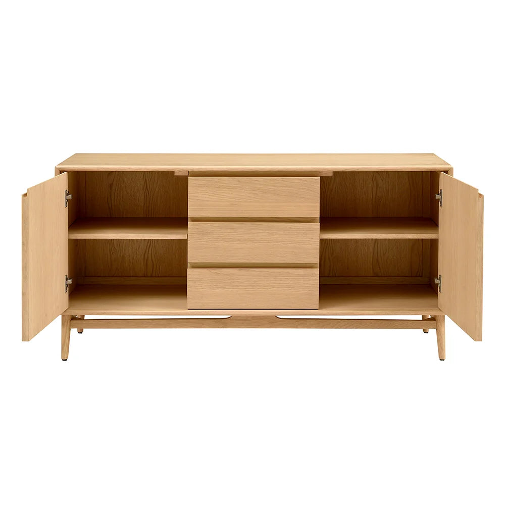 WINSON LIGHT OAK
Sideboard Quality Furniture Clearance Ltd
