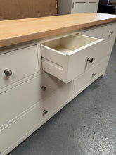 Load image into Gallery viewer, CHESTER CLASSIC CREAM
8 Drawer Chest Quality Furniture Clearance Ltd
