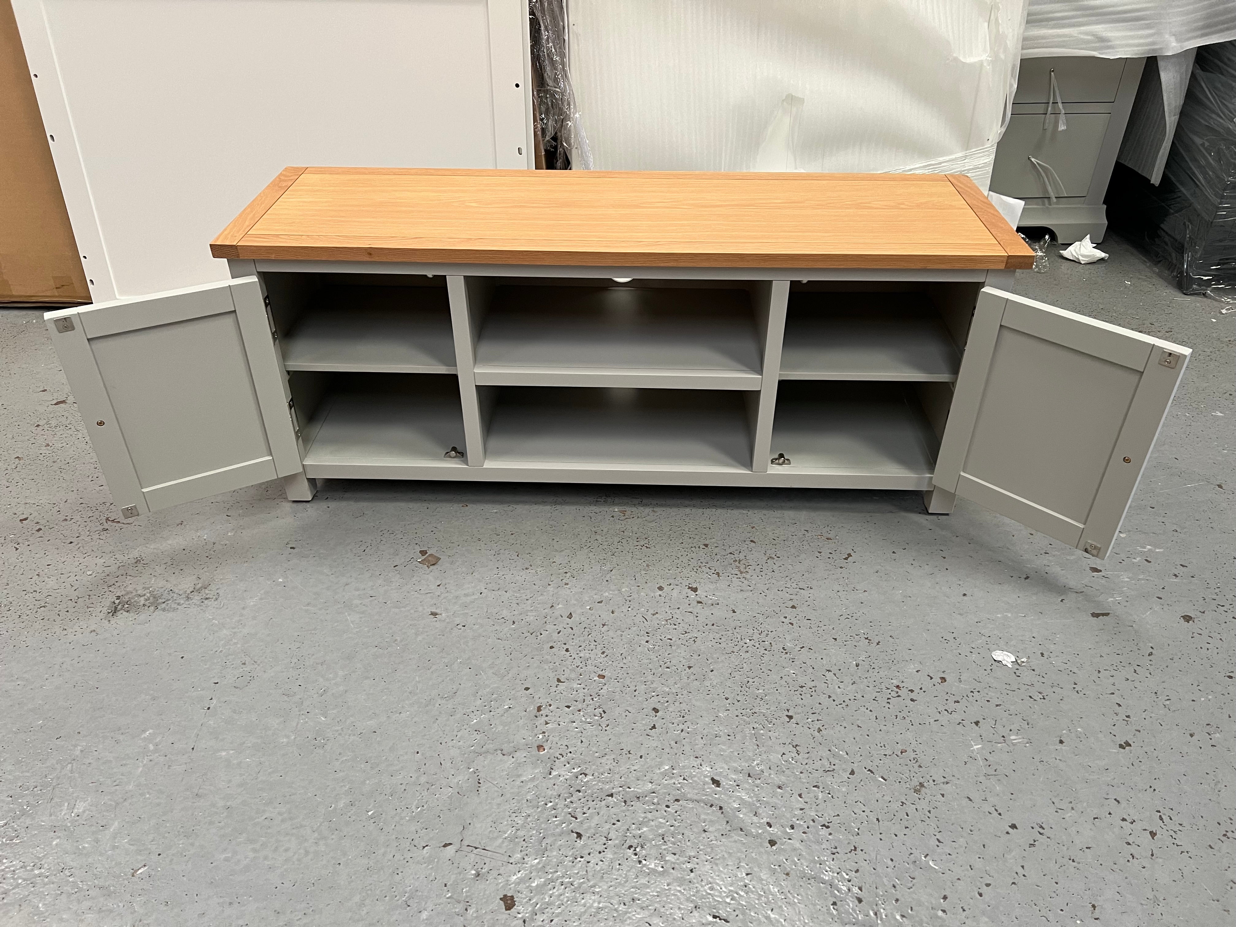 SIMPLY COTSWOLD PEBBLE GREY TV Stand up to 50" Quality Furniture Clearance Ltd