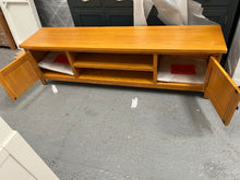 Load image into Gallery viewer, Oakland Rustic Oak Extra Large TV Stand Quality Furniture Clearance Ltd
