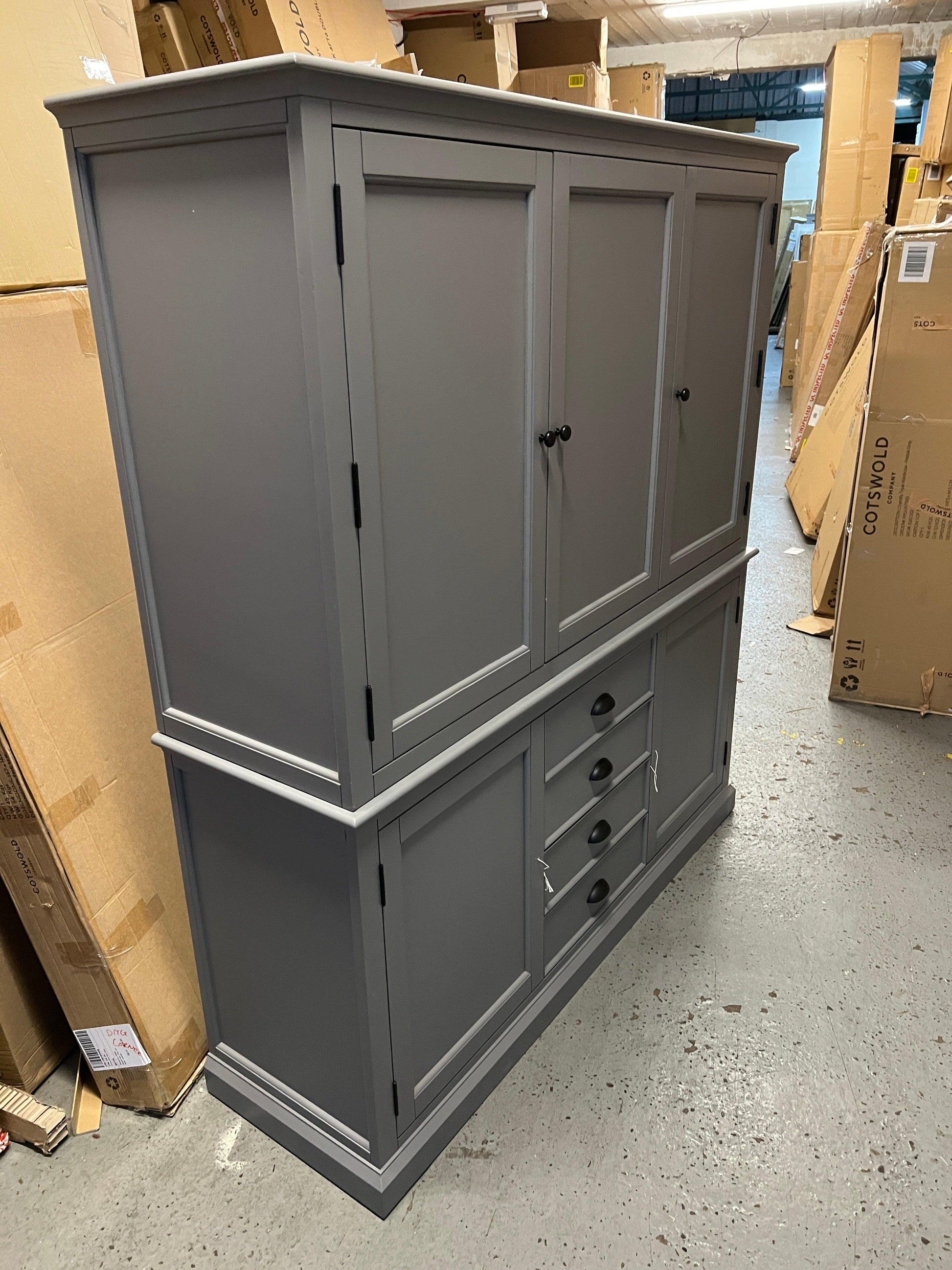 STOW FLINT GREY
Grand Triple Larder Quality Furniture Clearance Ltd