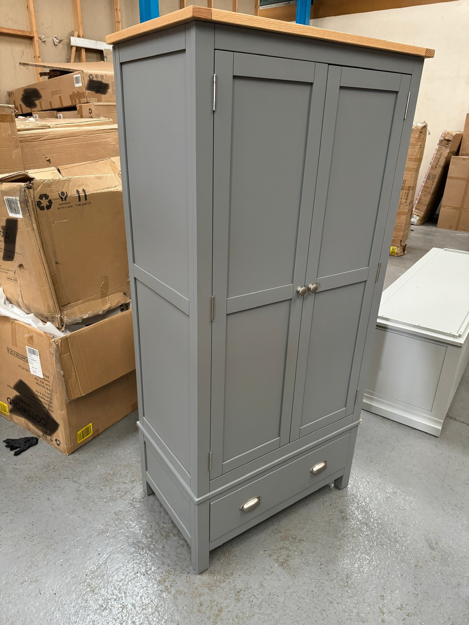 SIMPLY COTSWOLD STORM GREY
Double Wardrobe Quality Furniture Clearance Ltd