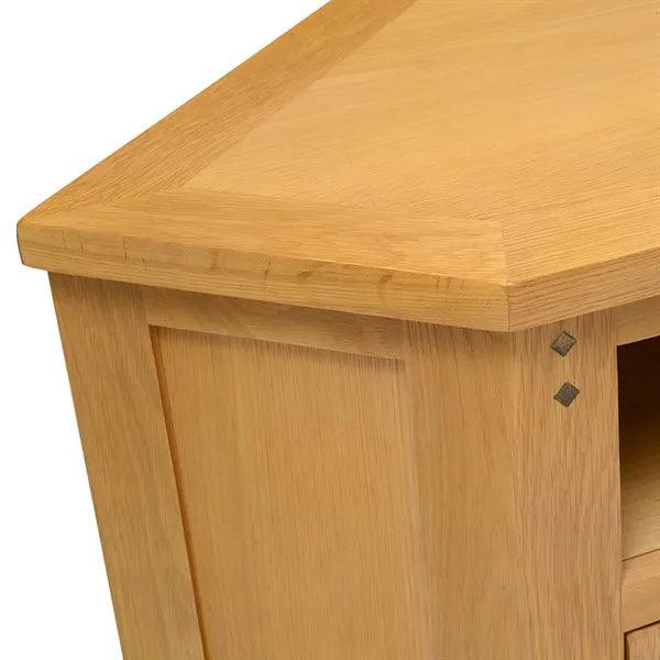 OAKLAND RUSTIC OAK
Corner TV stand up to 55" Quality Furniture Clearance Ltd
