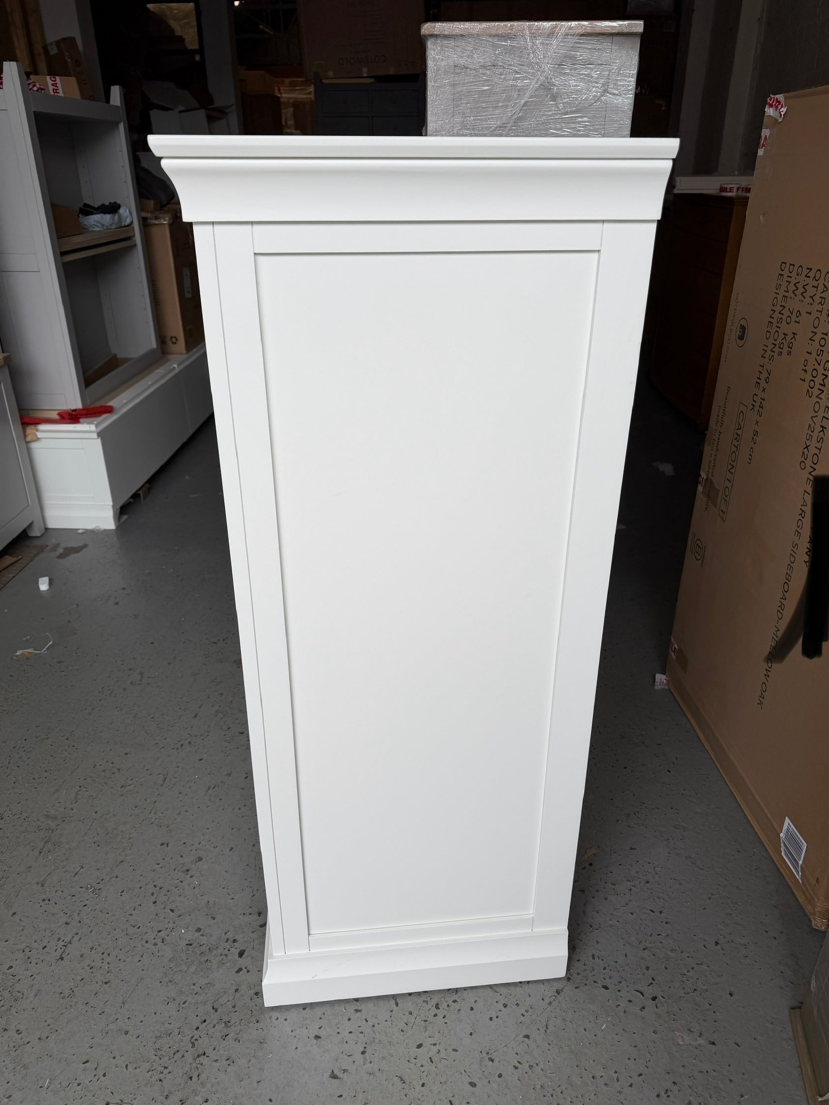 CHANTILLY WARM WHITE
Combination Wardrobe Quality Furniture Clearance Ltd