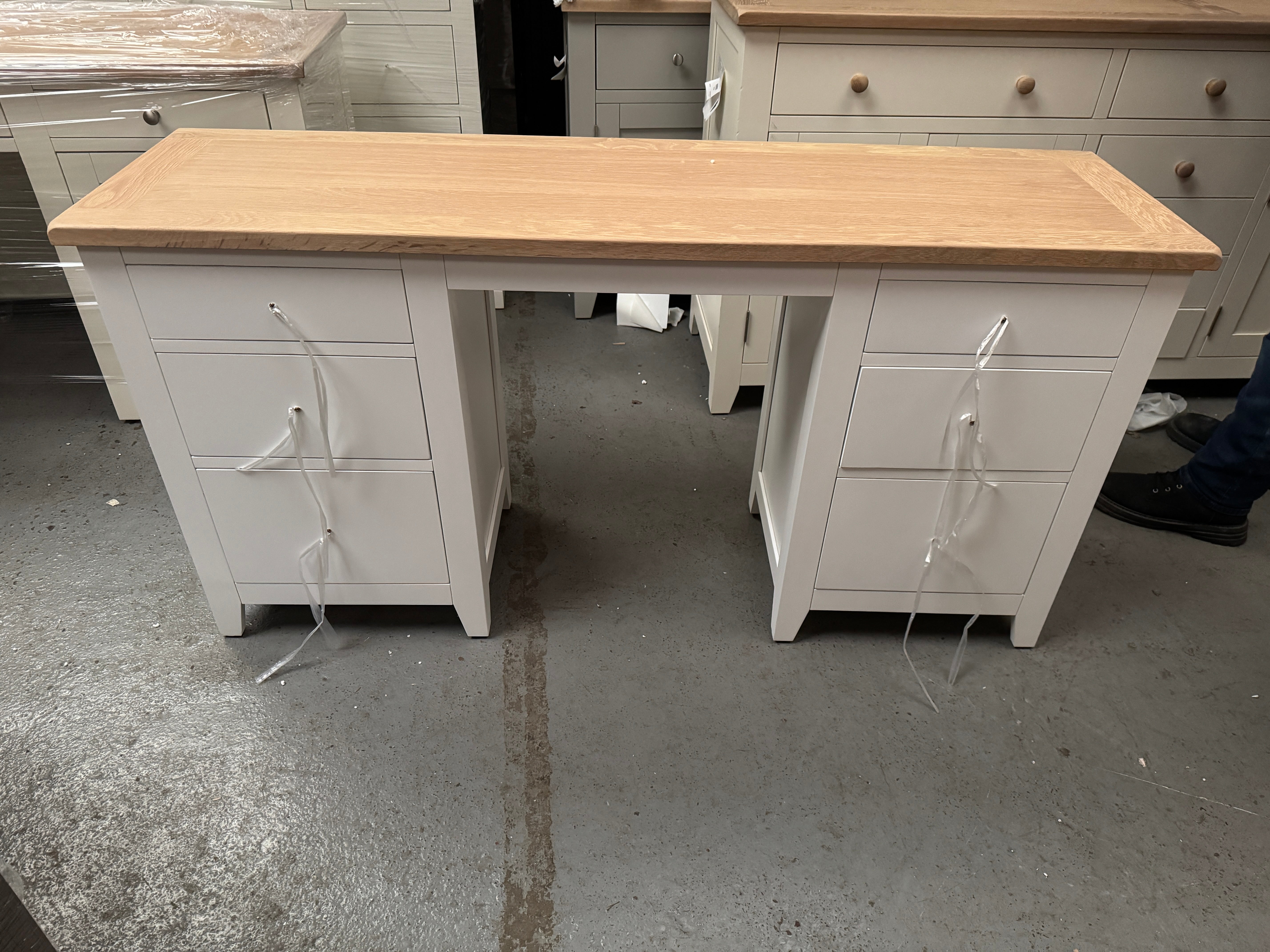 CHESTER PURE WHITE Dressing Table Quality Furniture Clearance Ltd