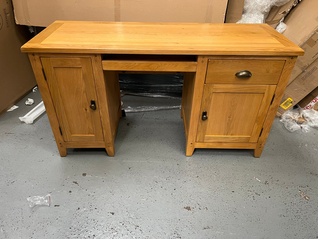 OAKLAND RUSTIC OAK Computer Desk Quality Furniture Clearance Ltd