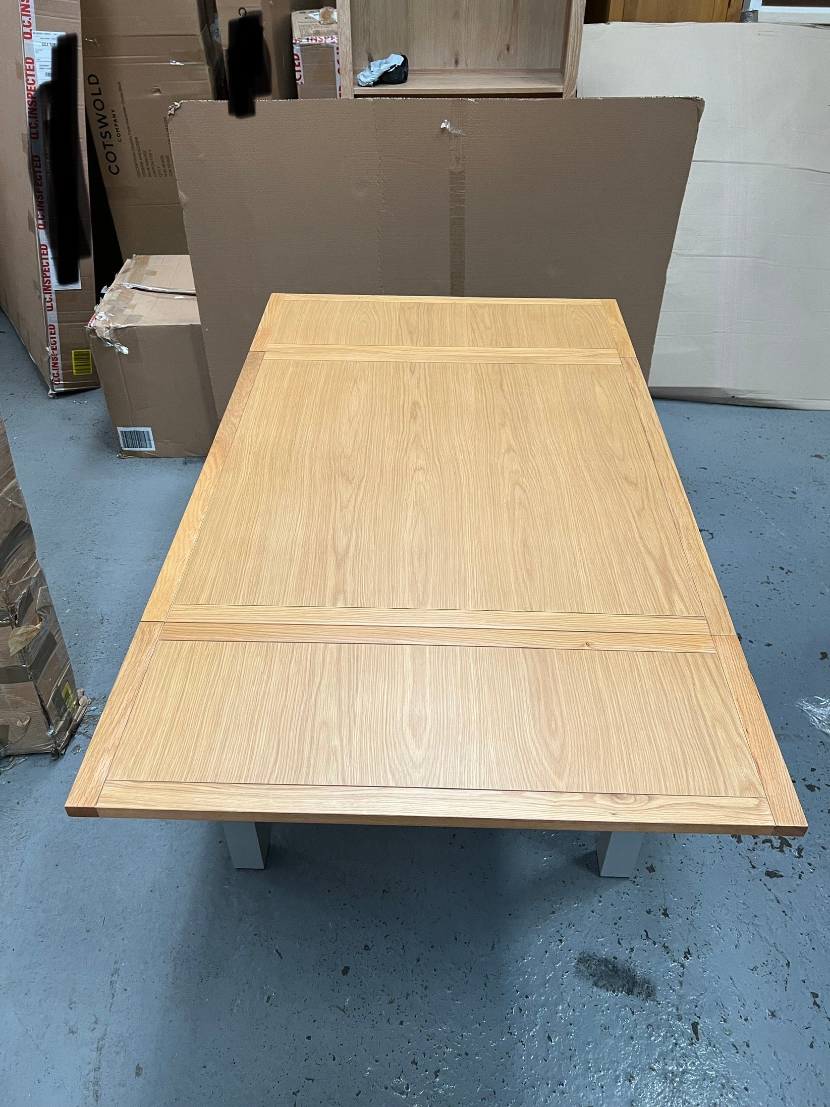 SIMPLY PEBBLE GREY
4-6 Seater Extending Dining Table Quality Furniture Clearance Ltd