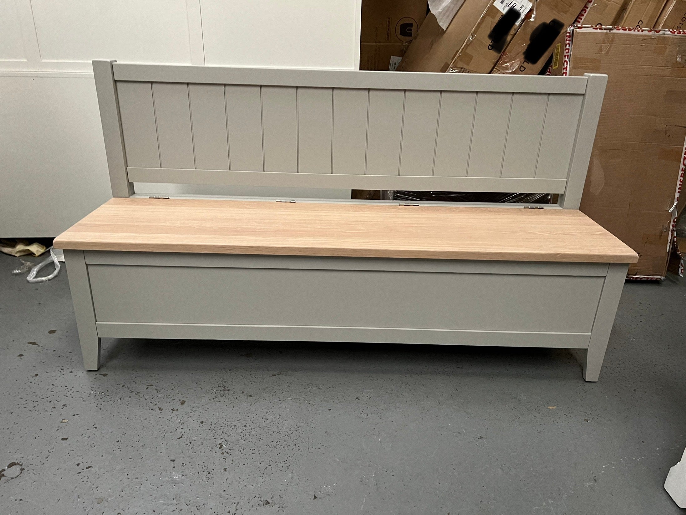 CHESTER DOVE GREY
Monks Bench Quality Furniture Clearance Ltd