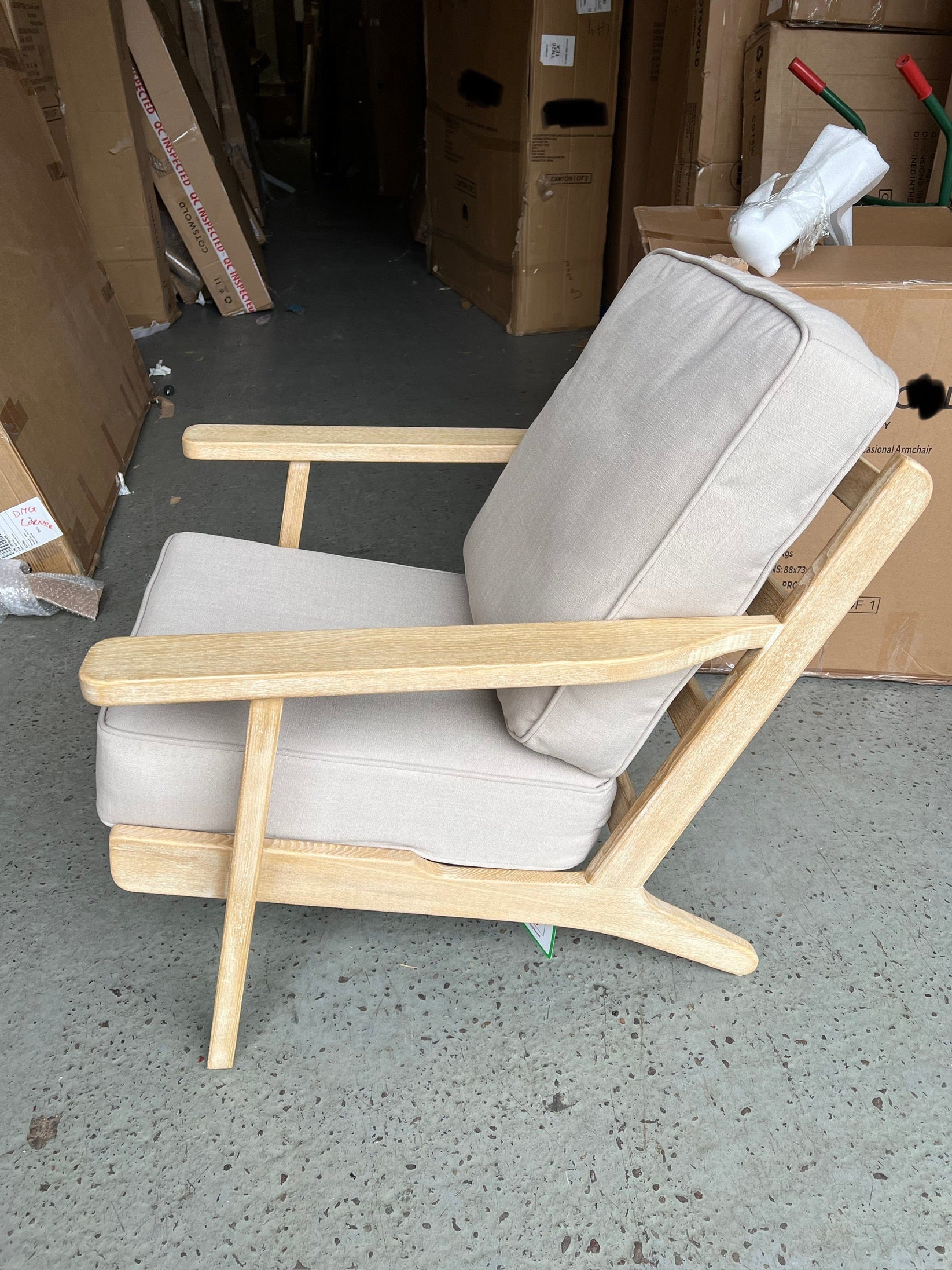 BROADWELL
Armchair Quality Furniture Clearance Ltd