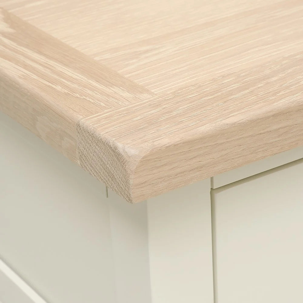 CHESTER CLASSIC CREAM
1 Drawer Bedside Table Quality Furniture Clearance Ltd