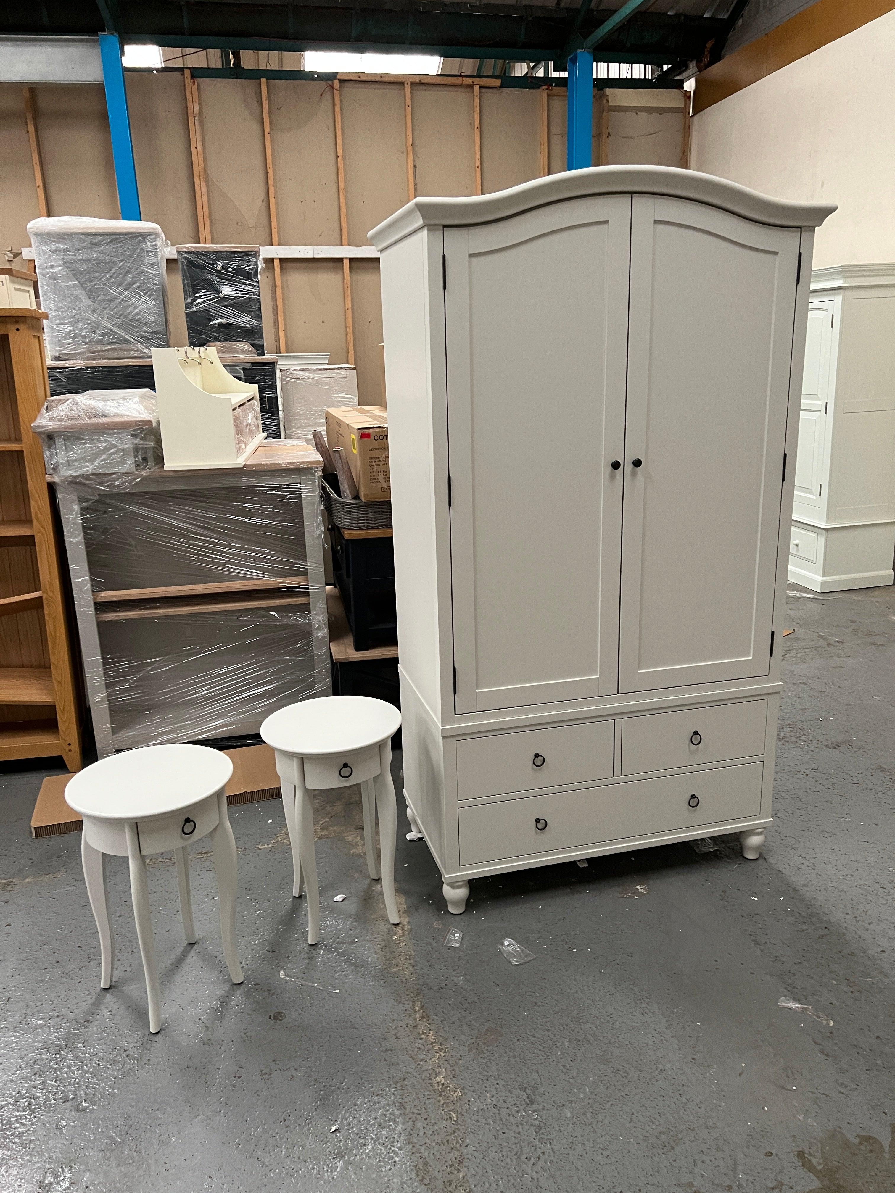 WILMSLOW PALE GREY Double Wardrobe And Matching Nightstands Quality Furniture Clearance Ltd