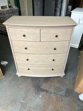 Load image into Gallery viewer, WINCHCOMBE SMOKED OAK 2+3 Chest of Drawers Quality Furniture Clearance Ltd
