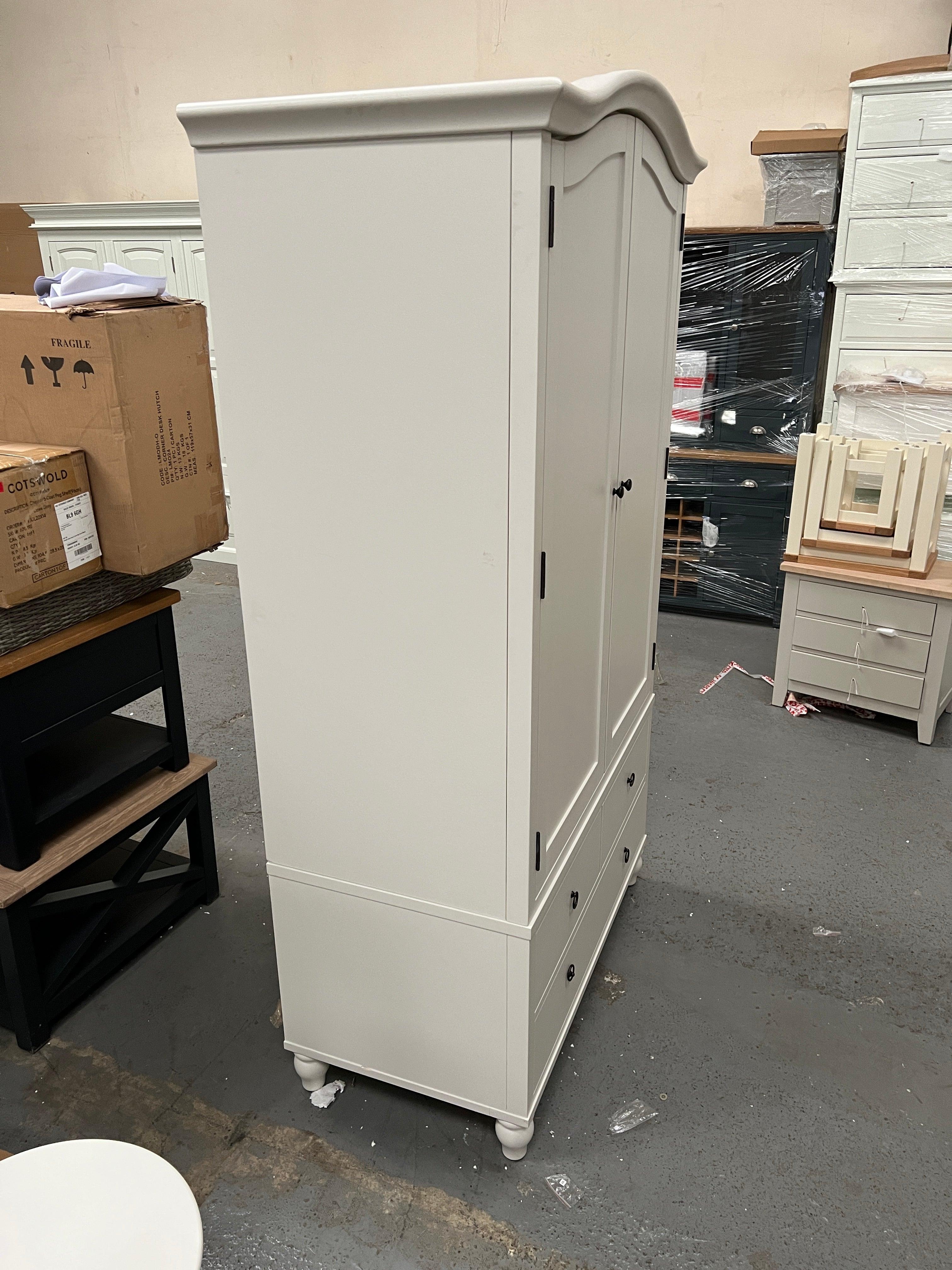 WILMSLOW PALE GREY Double Wardrobe And Matching Nightstands Quality Furniture Clearance Ltd