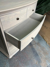 Load image into Gallery viewer, WINCHCOMBE SMOKED OAK 2+3 Chest of Drawers Quality Furniture Clearance Ltd
