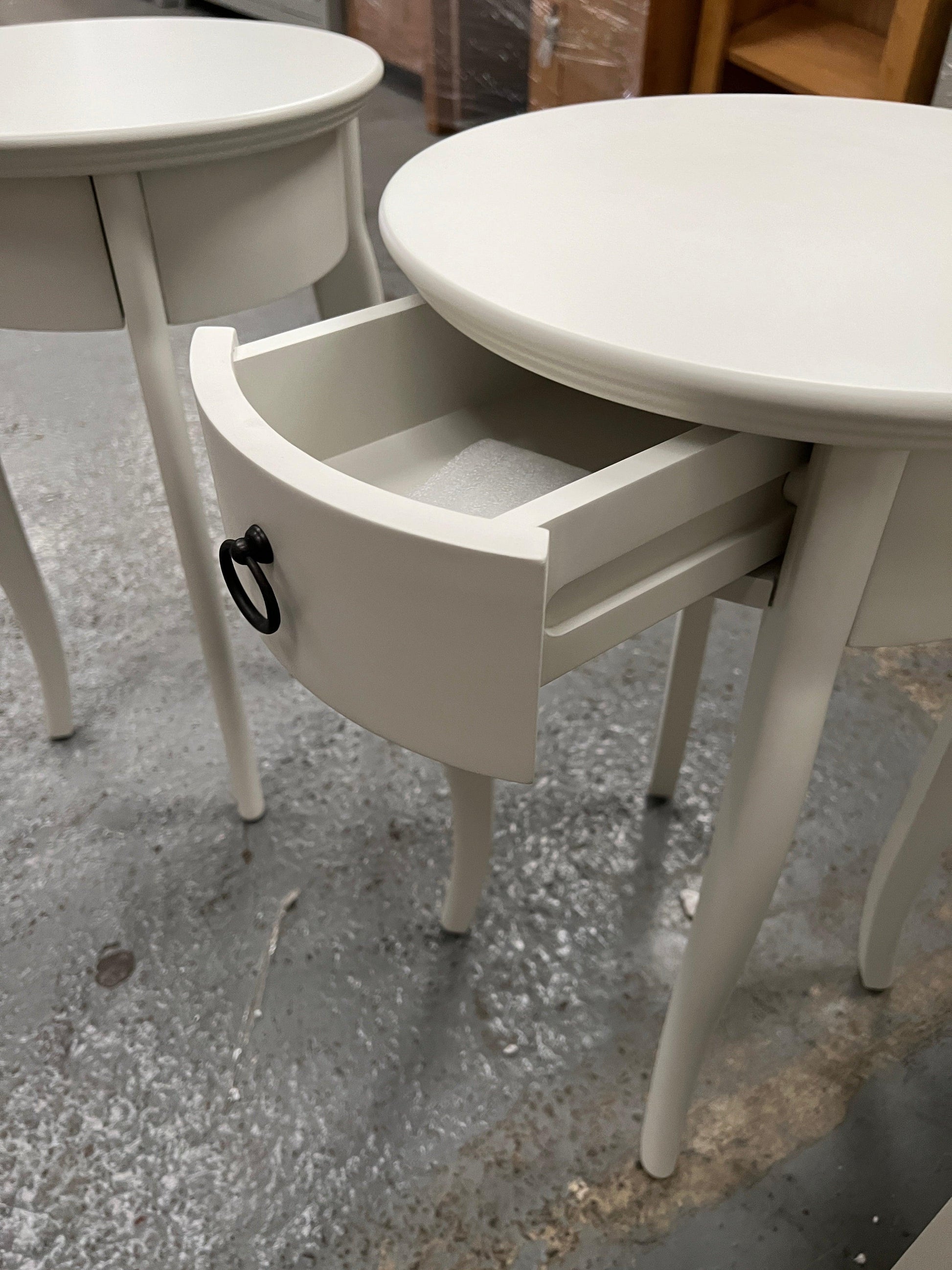 WILMSLOW PALE GREY Double Wardrobe And Matching Nightstands Quality Furniture Clearance Ltd