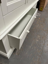 Load image into Gallery viewer, Burford Ivory Triple Wardrobe furniture delivered
