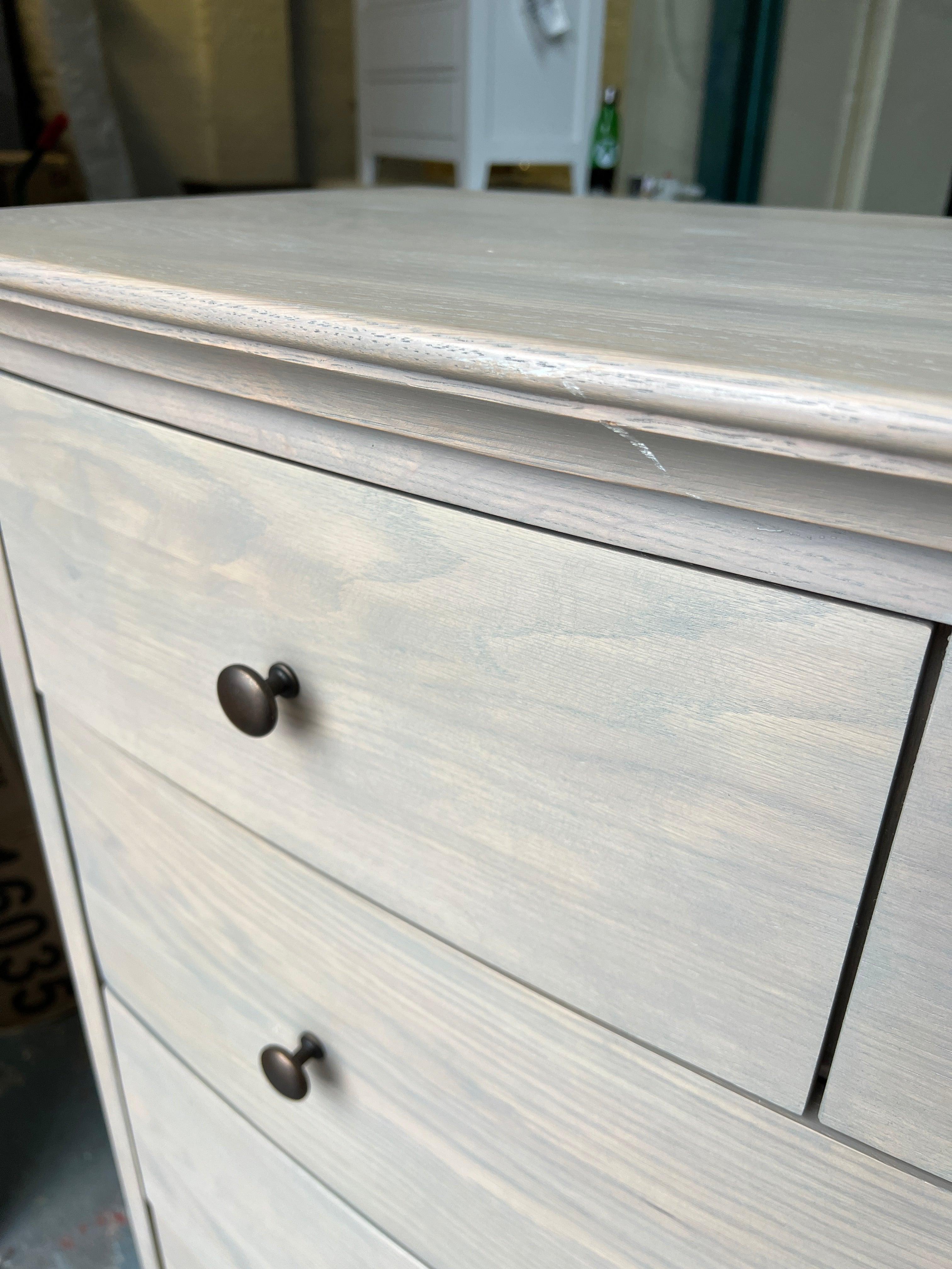 WINCHCOMBE SMOKED OAK 2+3 Chest of Drawers Quality Furniture Clearance Ltd