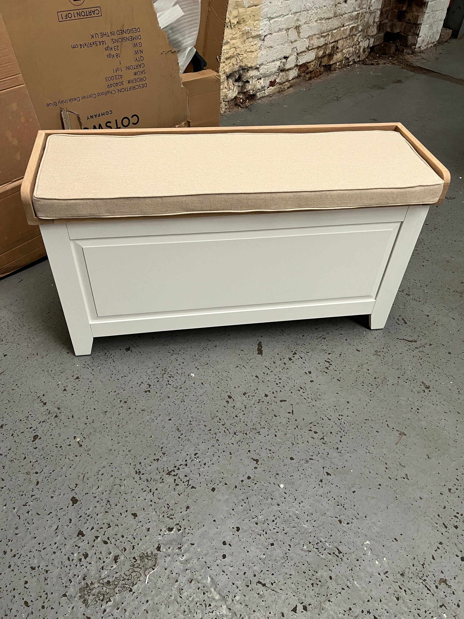 Chester Pure White Large Shoe Storage Trunk and Bench Quality Furniture Clearance Ltd