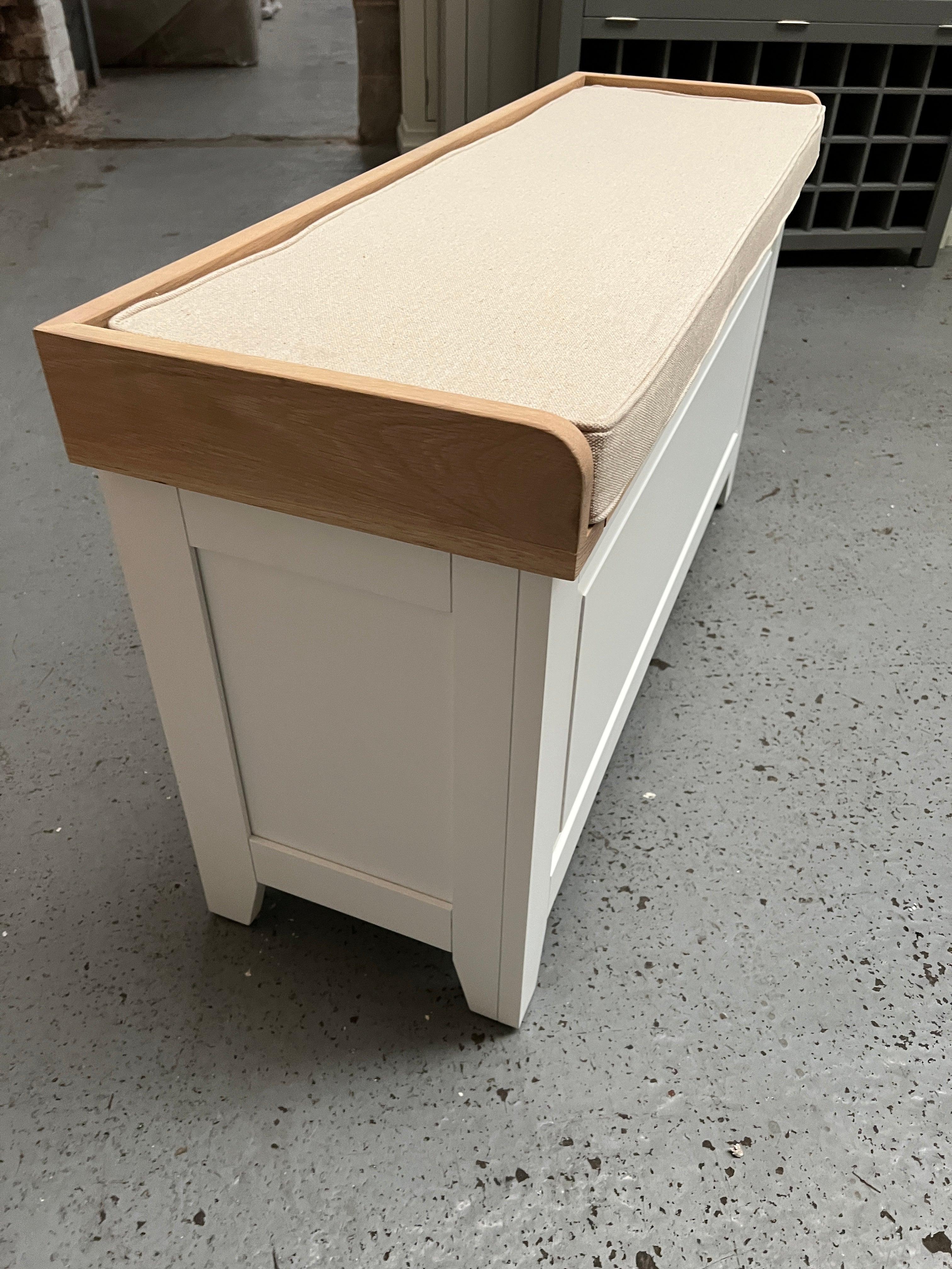 Chester Pure White Large Shoe Storage Trunk and Bench Quality Furniture Clearance Ltd