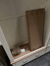 Load image into Gallery viewer, Sussex Cotswold Cream Grand Bookcase Quality Furniture Clearance Ltd

