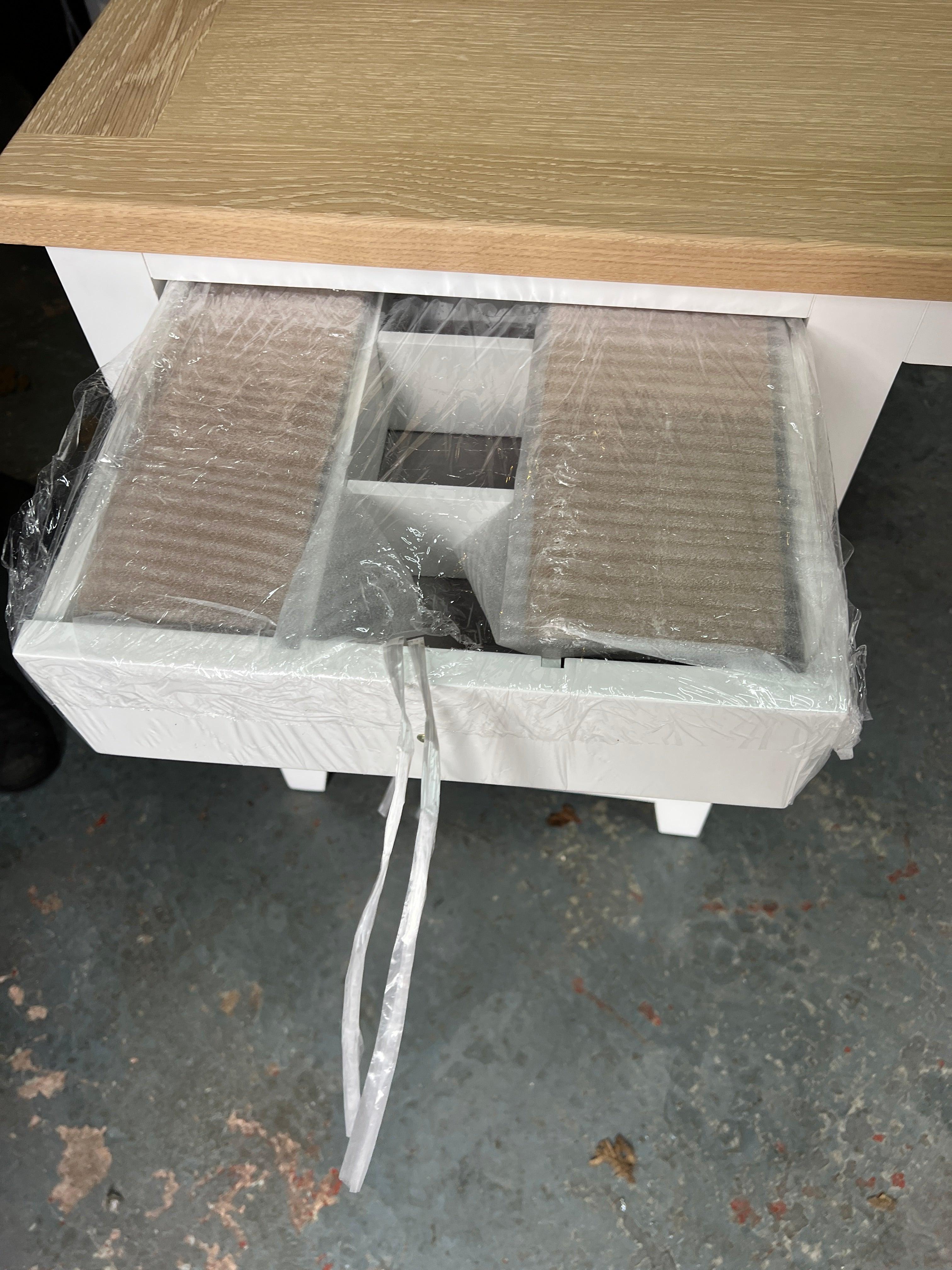 CHESTER PURE WHITE Dressing Table Quality Furniture Clearance Ltd