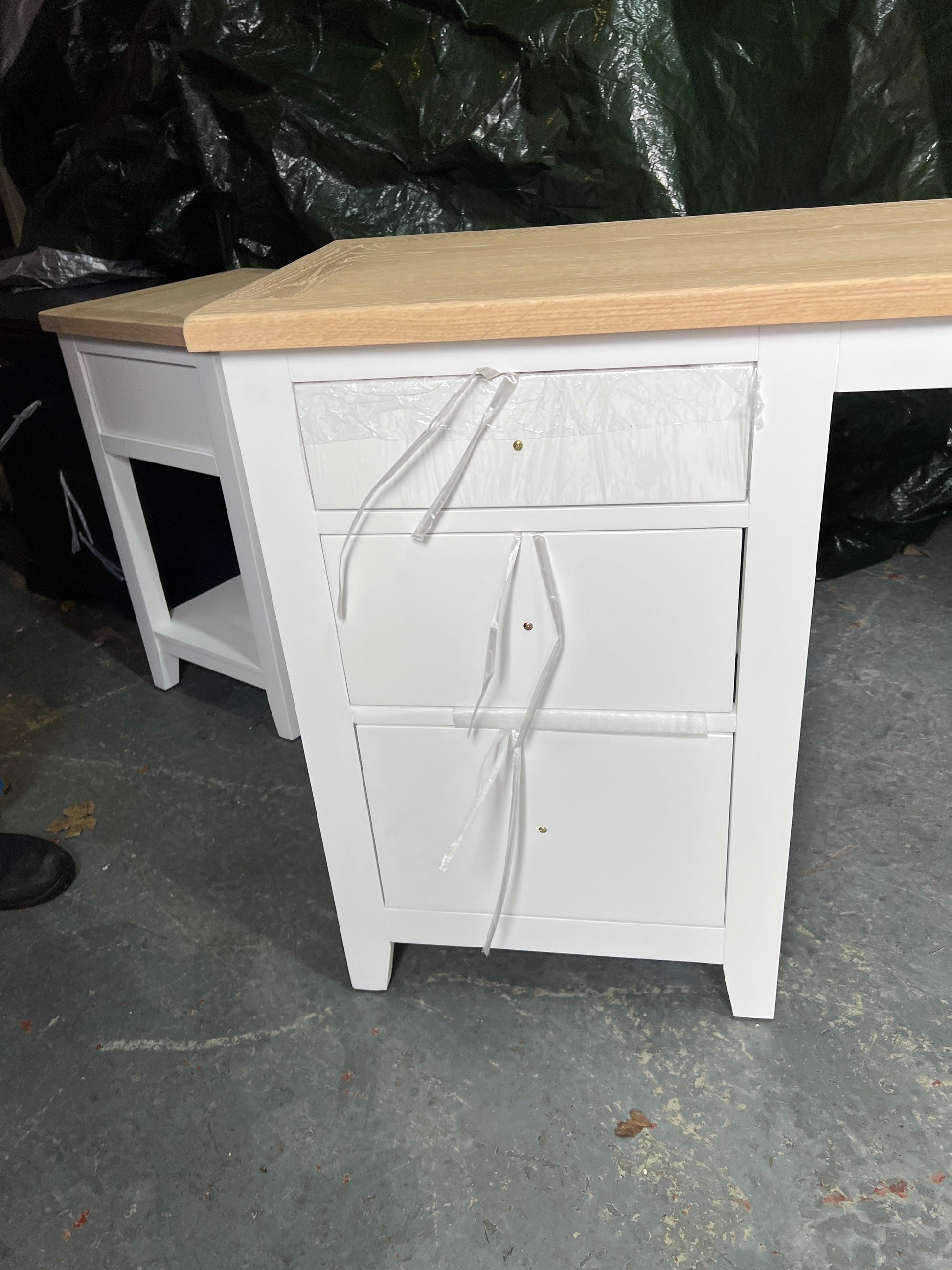 CHESTER PURE WHITE Dressing Table Quality Furniture Clearance Ltd