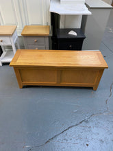 Load image into Gallery viewer, Oak Wide Blanket Box furniture delivered 
