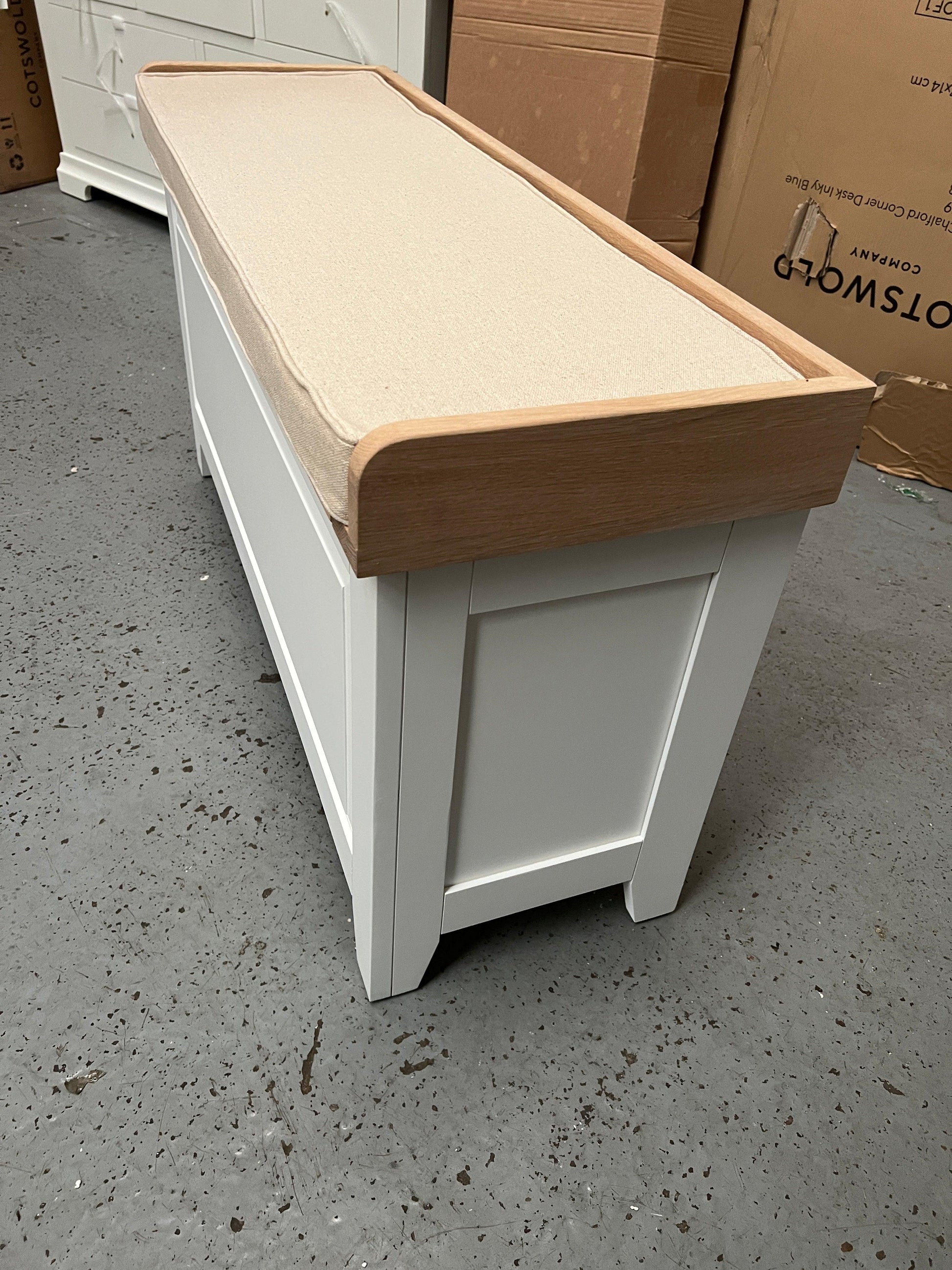 Chester Pure White Large Shoe Storage Trunk and Bench Quality Furniture Clearance Ltd