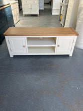 Load image into Gallery viewer, Sussex Cotswold Cream Widescreen TV Unit - Up to 60&quot; furniture delivered 
