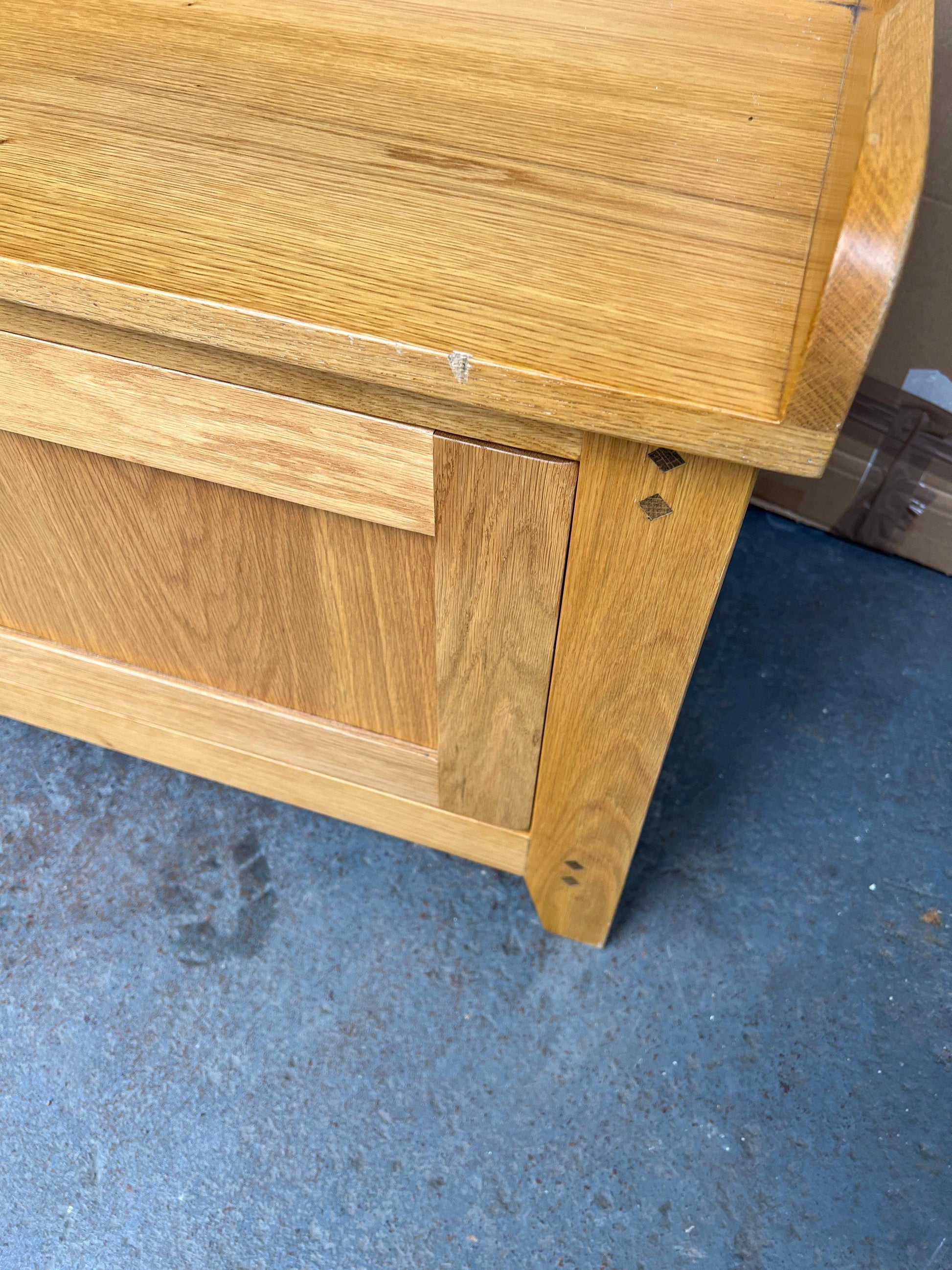 Oakland Rustic Oak Hidden Shoe Storage Bench Quality Furniture Clearance Ltd