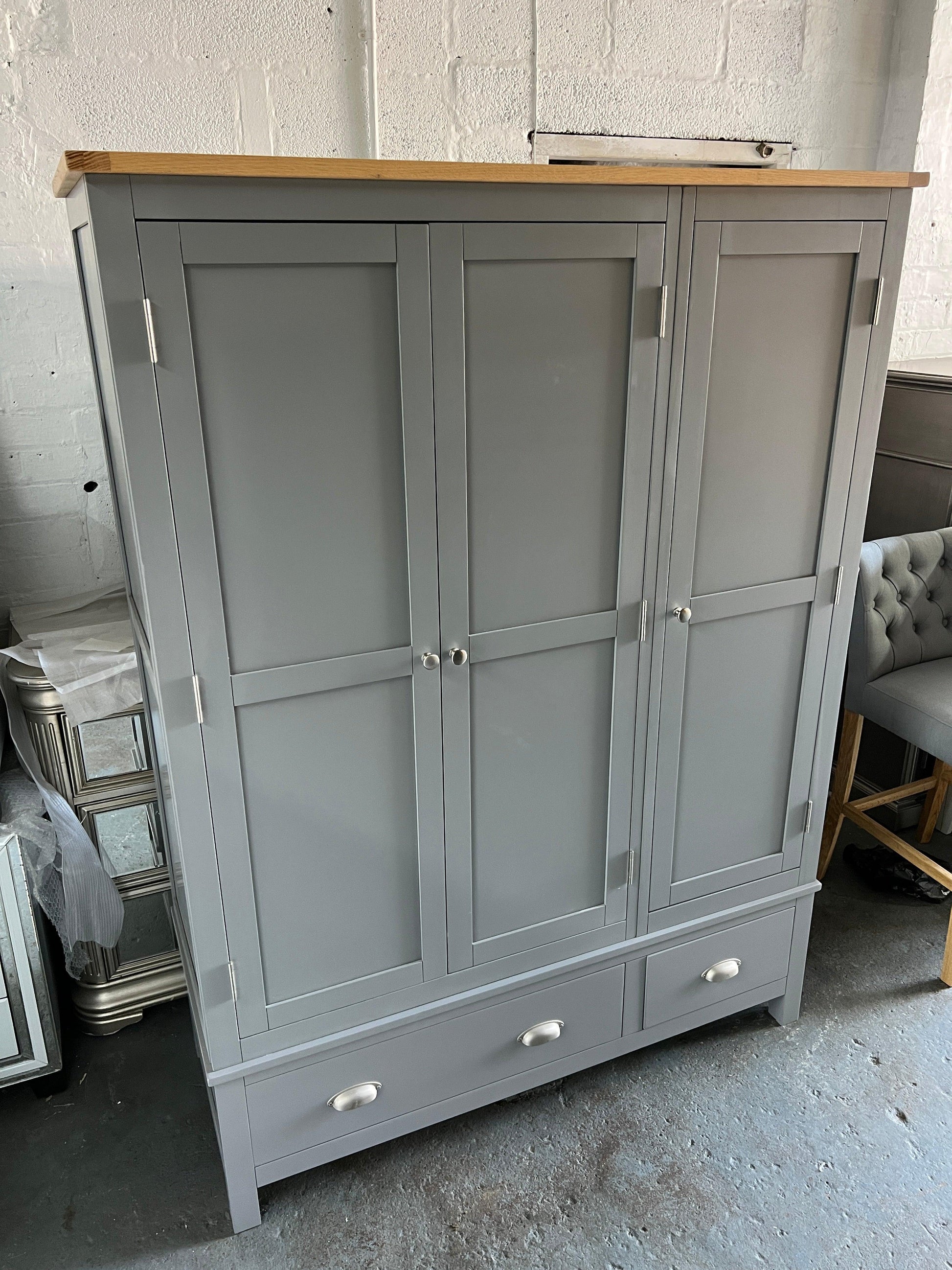 Simply Cotswold Storm Grey Triple Wardrobe Quality Furniture Clearance Ltd